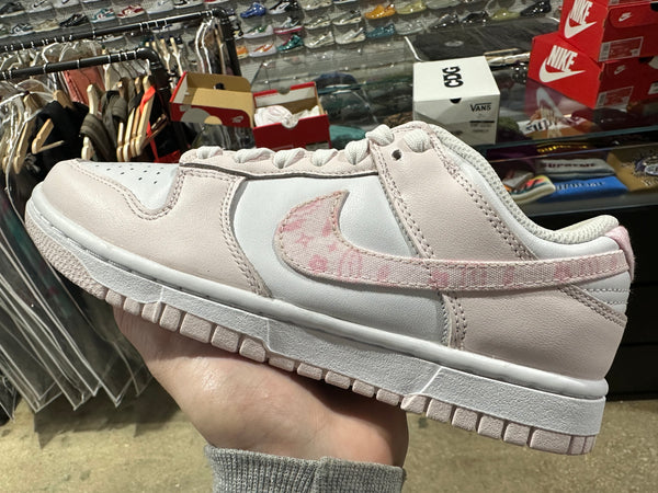 Nike Dunk Low - Essential Paisley Pack Pink