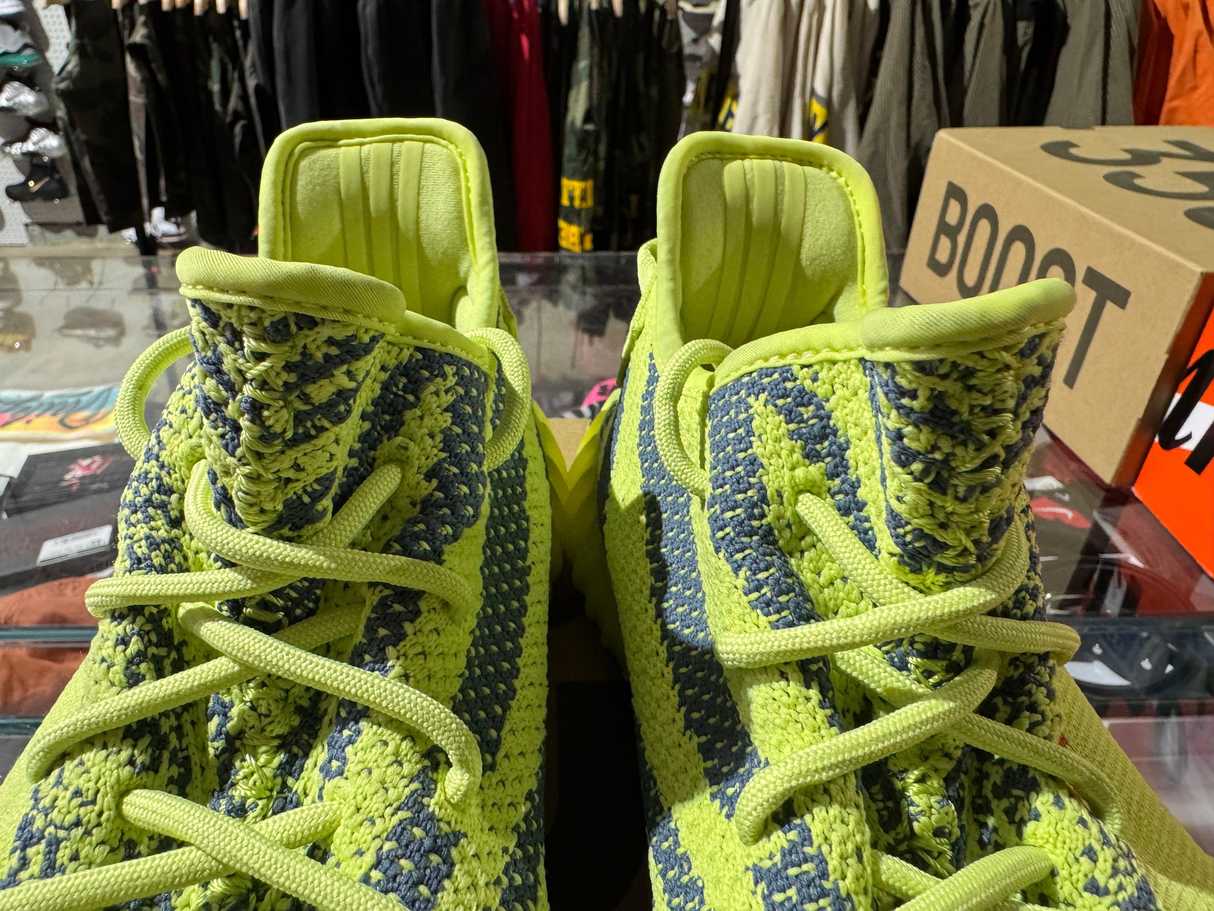 Adidas Yeezy Boost 350 V2 - Frozen Yellow Size 10.5