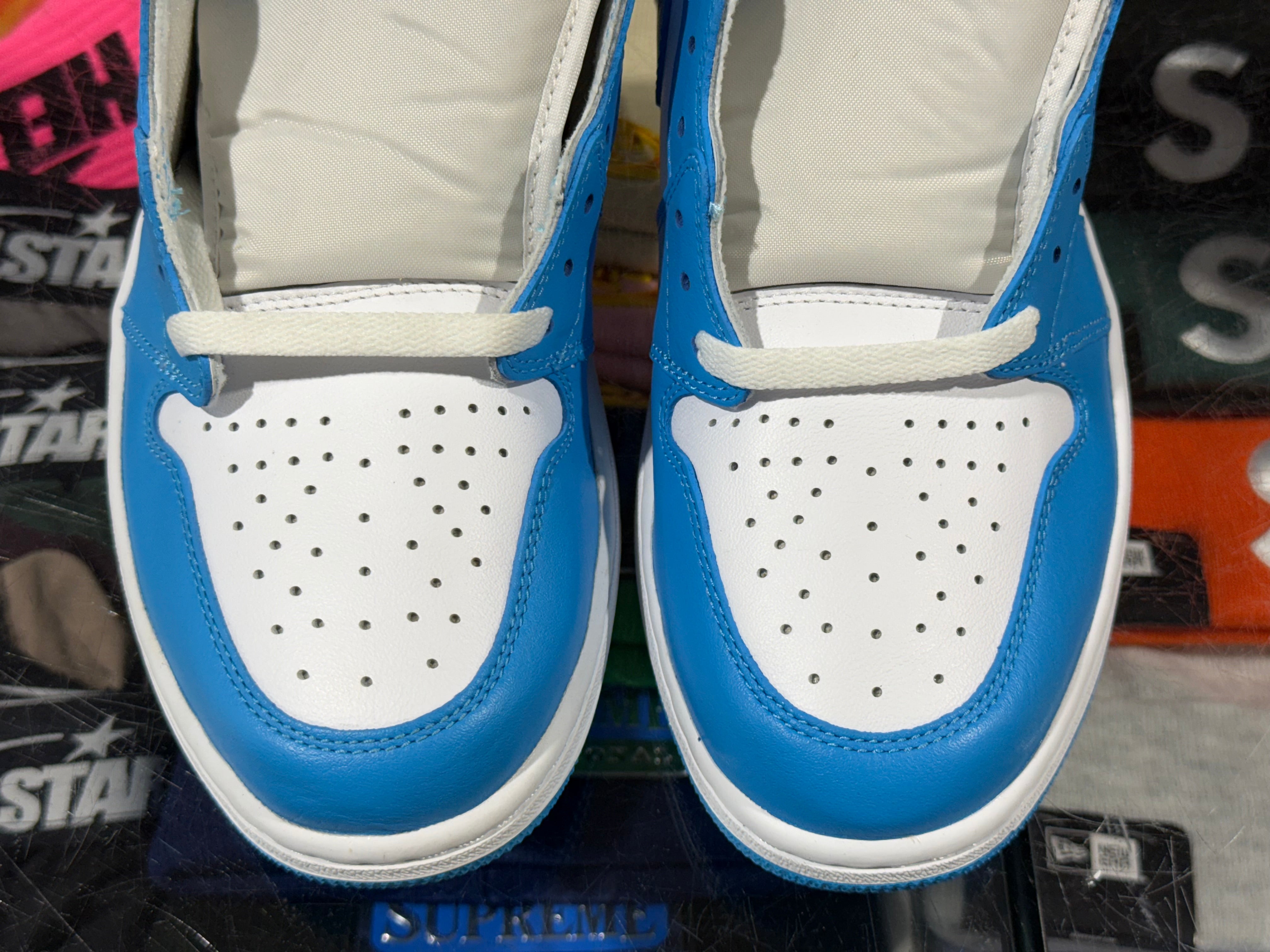 Air Jordan 1 Retro High OG - UNC Size 11.5