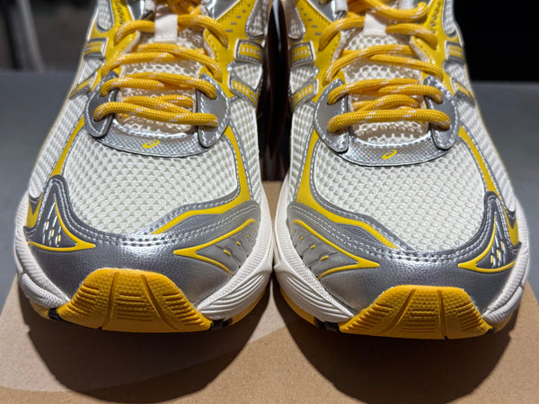 Asics GT 2160 Kith - Cream/Solar Power Size 9