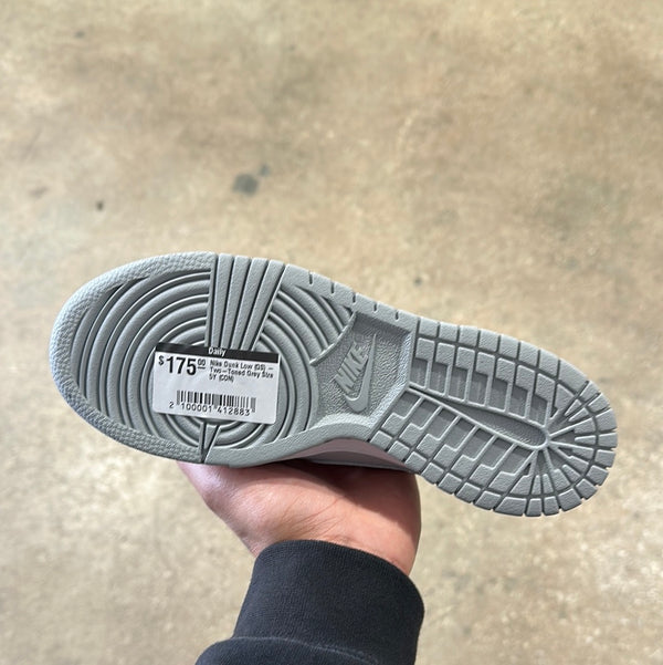 Nike Dunk Low (GS) - Two-Toned Grey Size 5Y