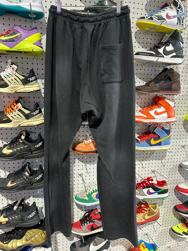 USED Hellstar Face Logo Sweatpants - Black Size XL