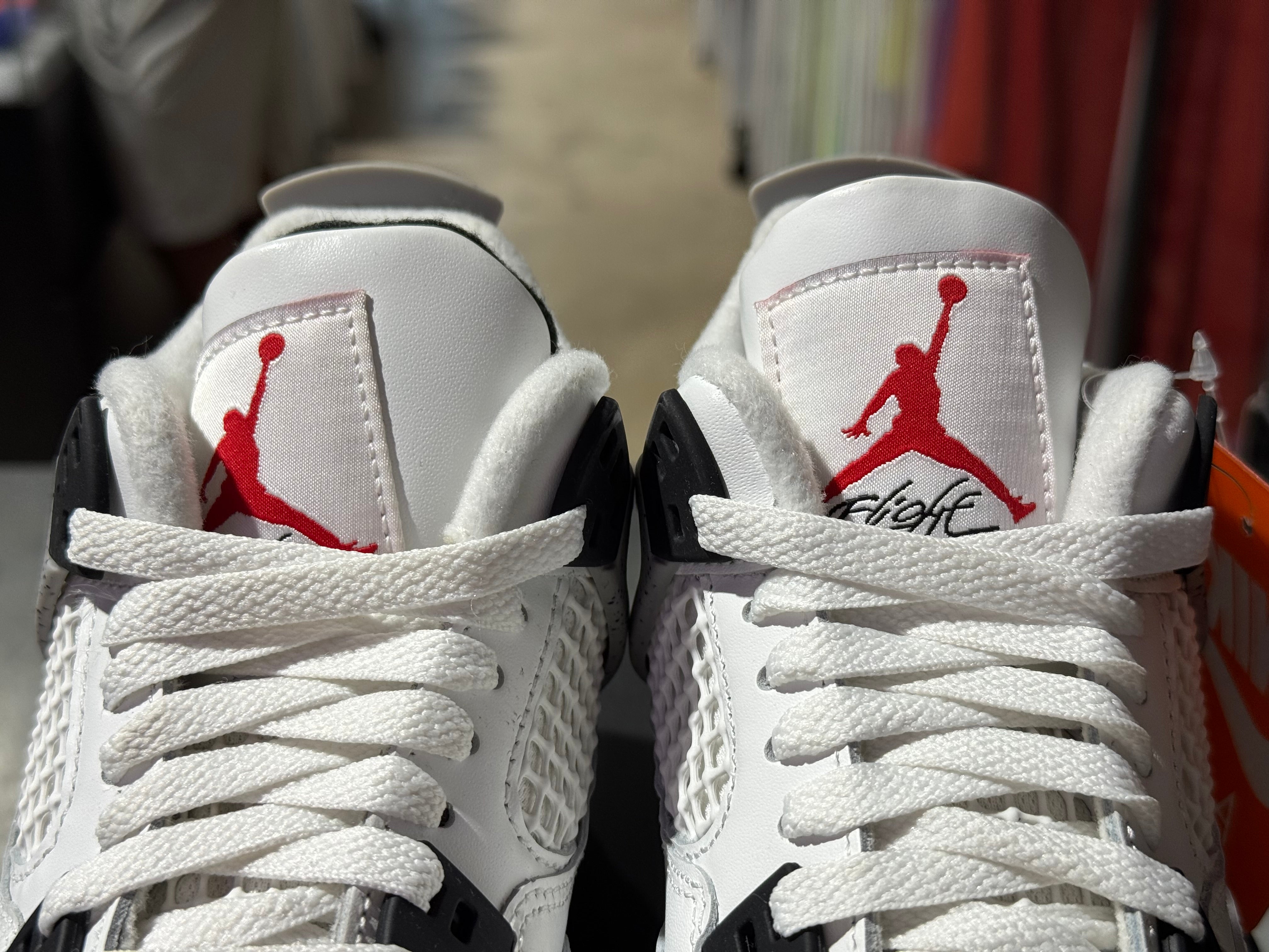 Air Jordan 4 Retro OG GS - White Cement Size 3.5Y