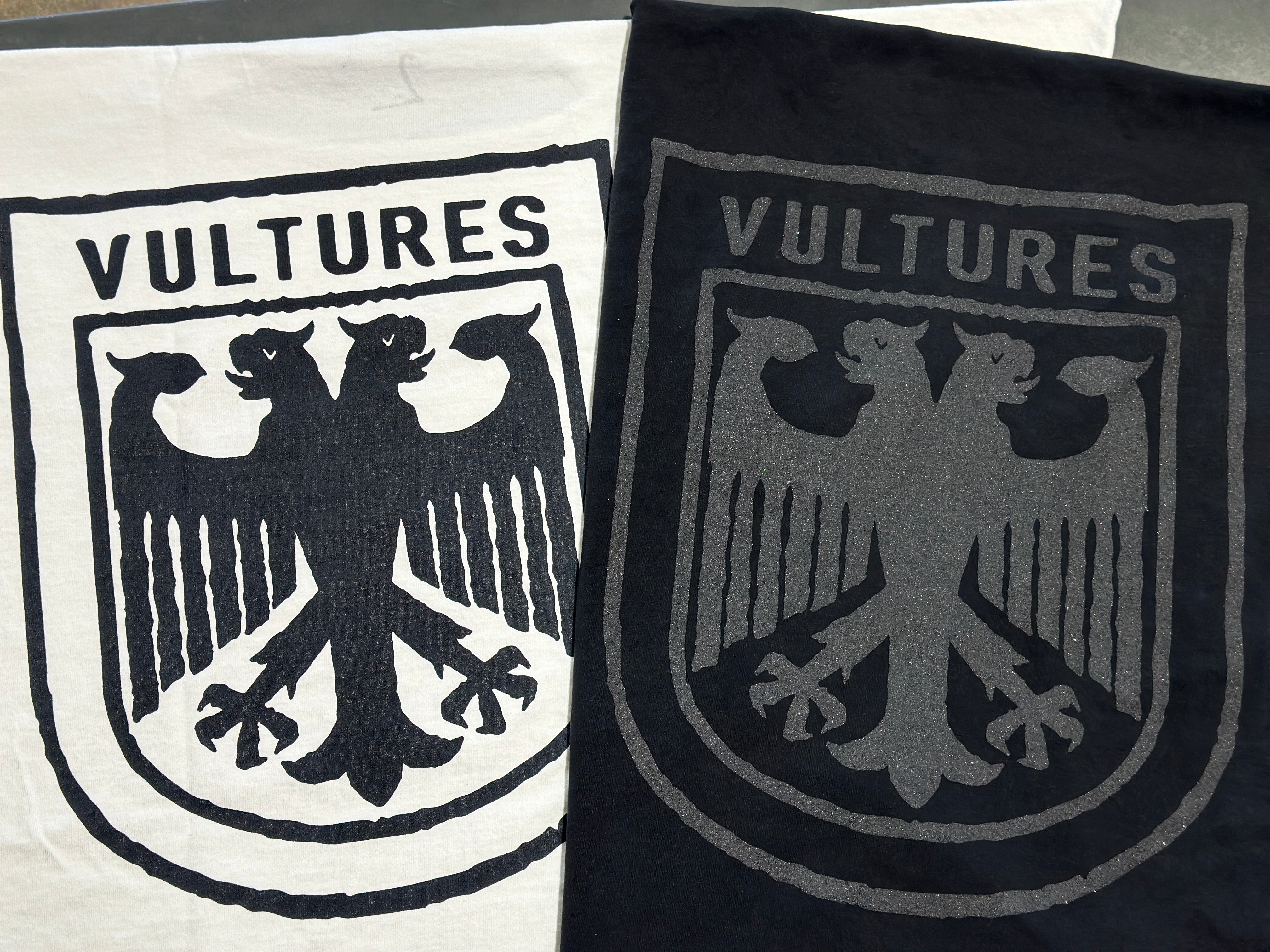 NEW Kanye West Vultures Tee - Black Size 2/Medium/Large