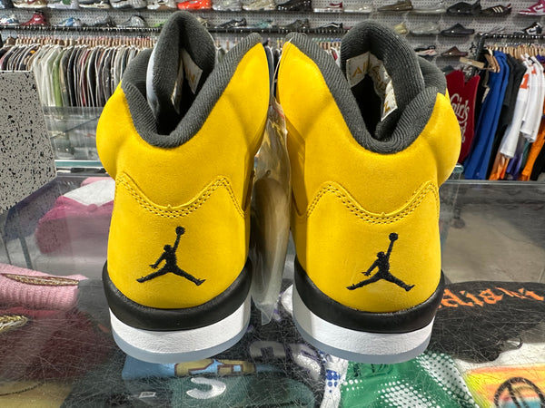 Air Jordan 5 Retro - Tokyo T23 2025 Size 9