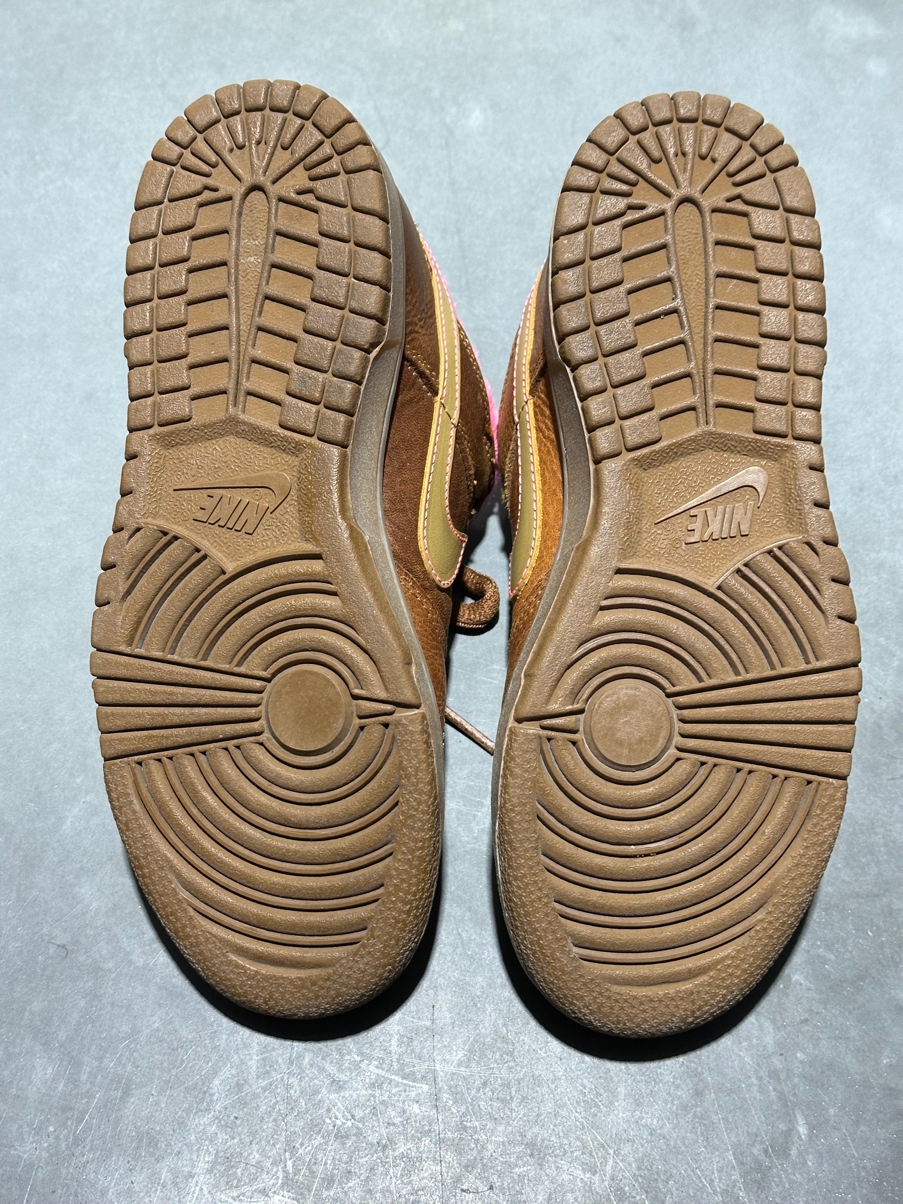 Nike Dunk Low Premium SB - Gibsons Size 4