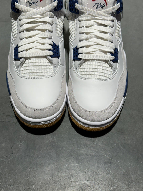 Air Jordan 4 Retro SP x Nike SB - Navy Size 8.5
