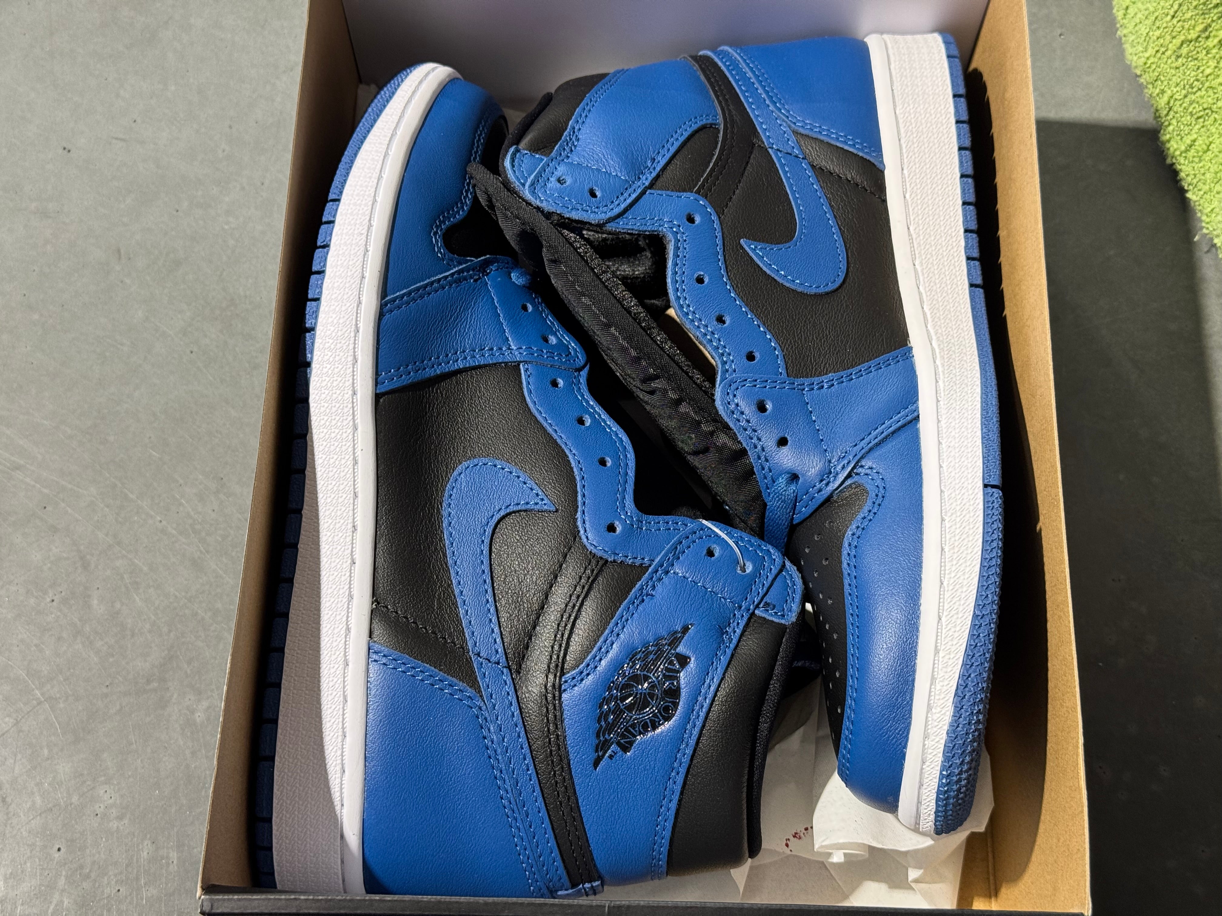 Air Jordan 1 Retro High OG - Marina Blue Size 8.5