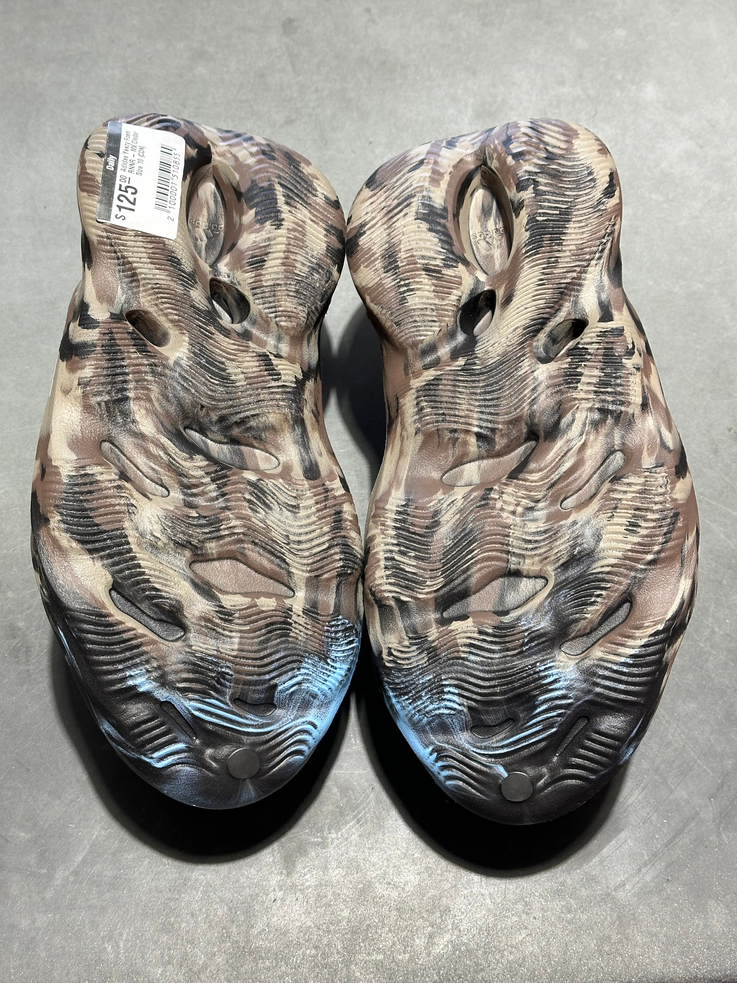 Adidas Yeezy Foam RNNR - MX Cinder