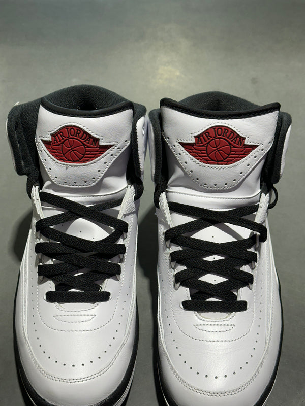 Air Jordan 2 Retro OG - Chicago 2022 Size 9.5