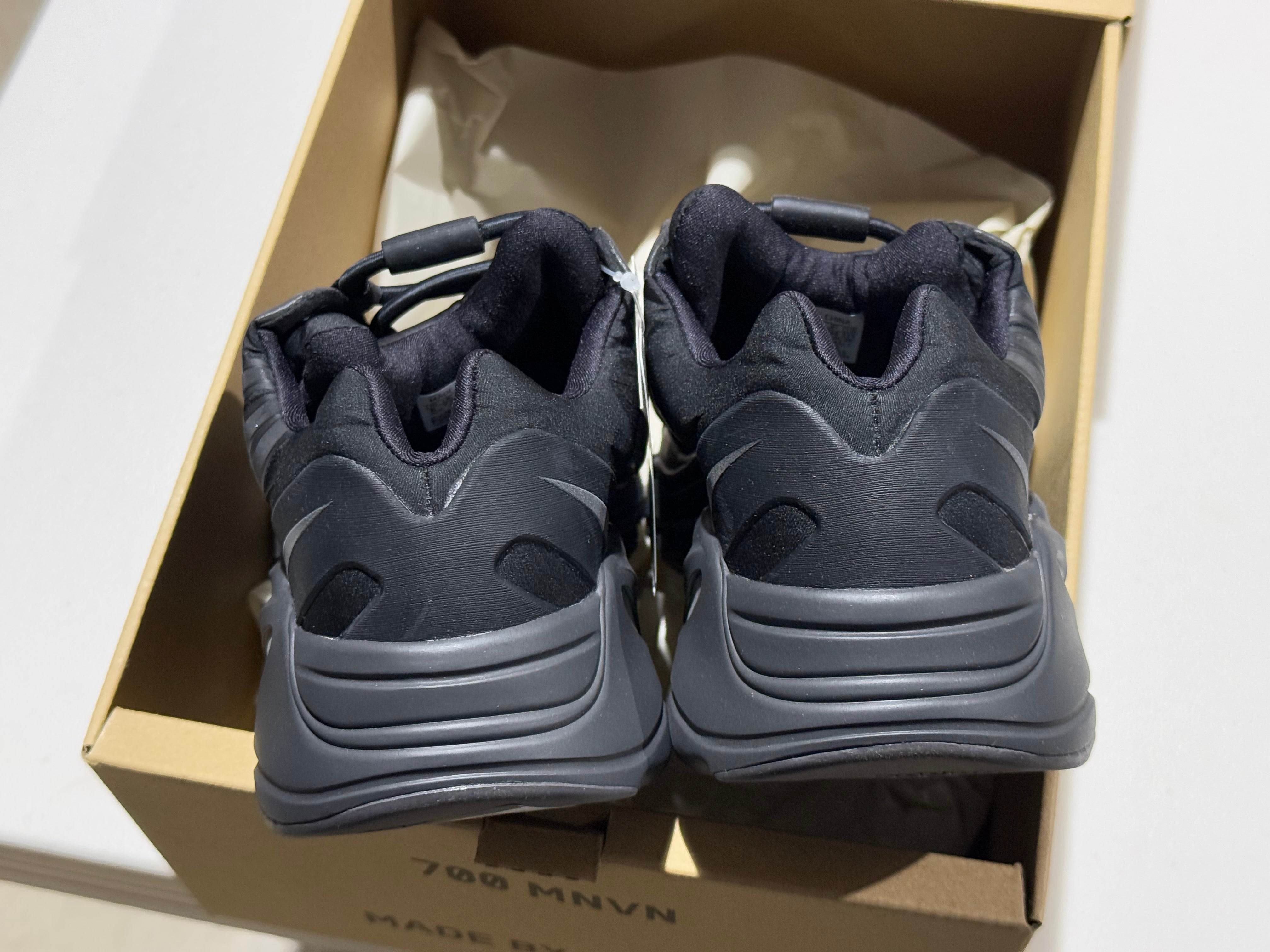 Adidas Yeezy 700 MNVN - Triple Black Size 8