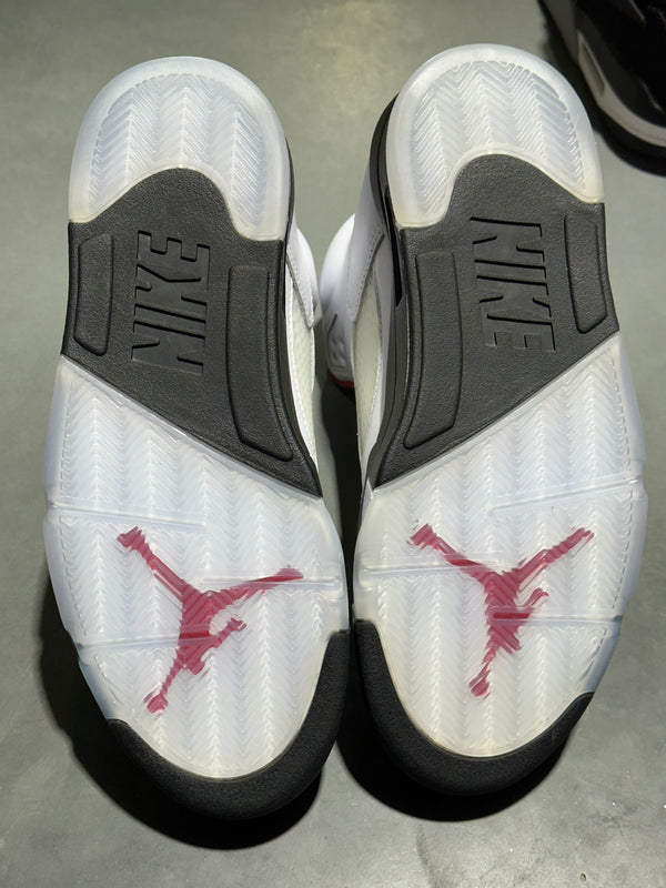Air Jordan 5 Retro - Fire Red Silver Tongue 2020 Size 8.5
