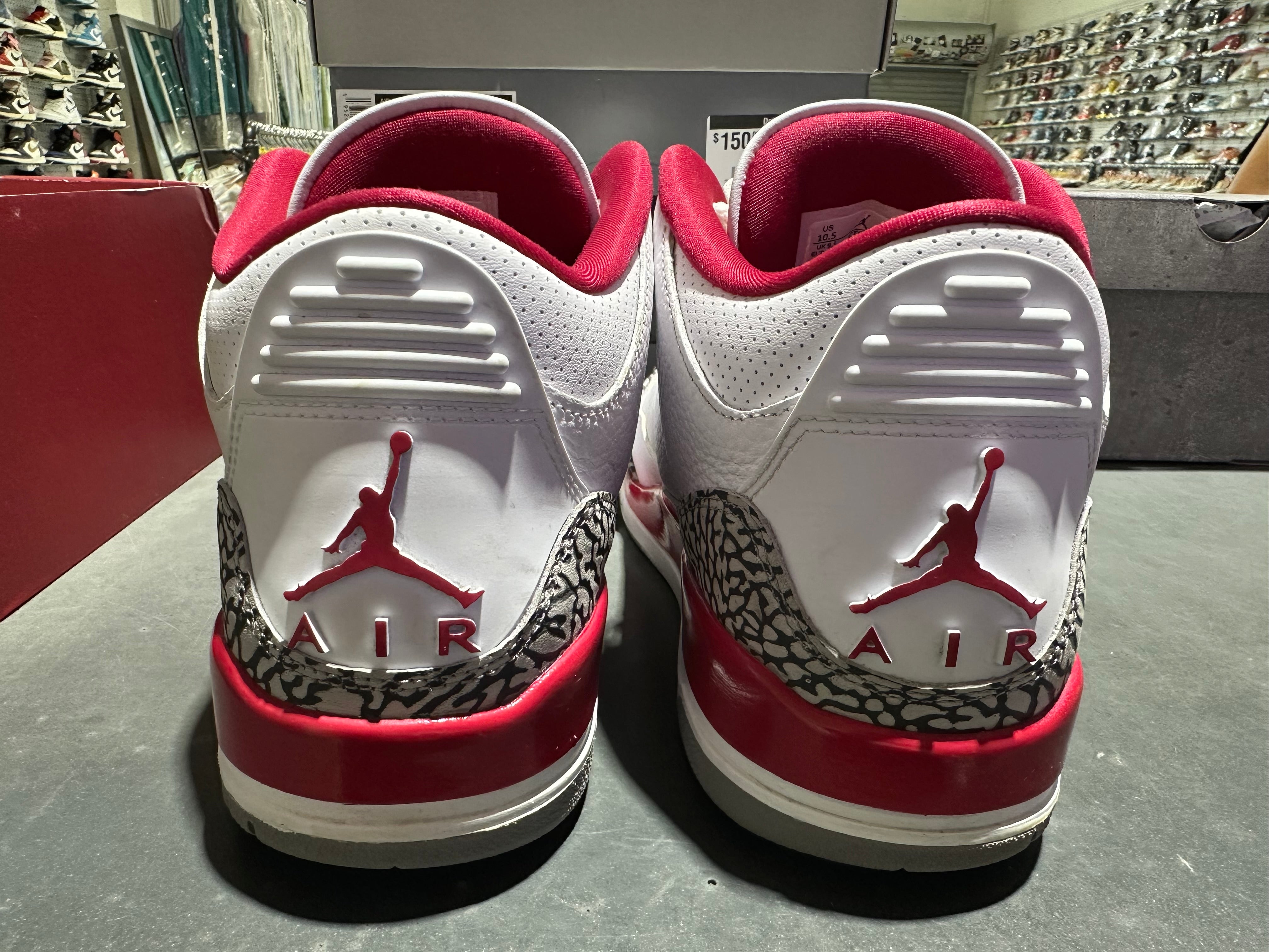 Air Jordan 3 Retro - Cardinal Red Size 10.5
