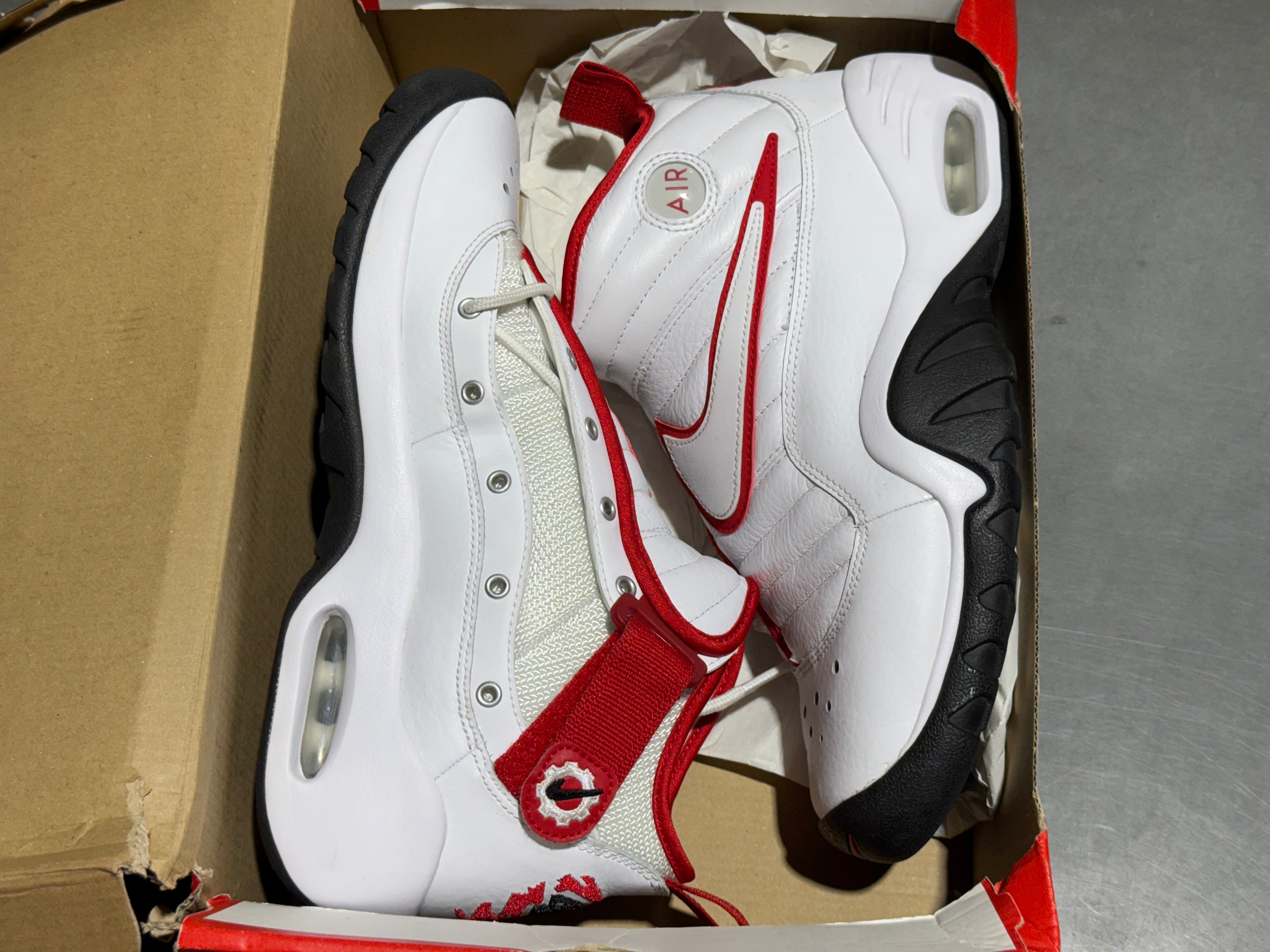 Nike Air Shake Ndestrukt 2017 - White/Red Size 9