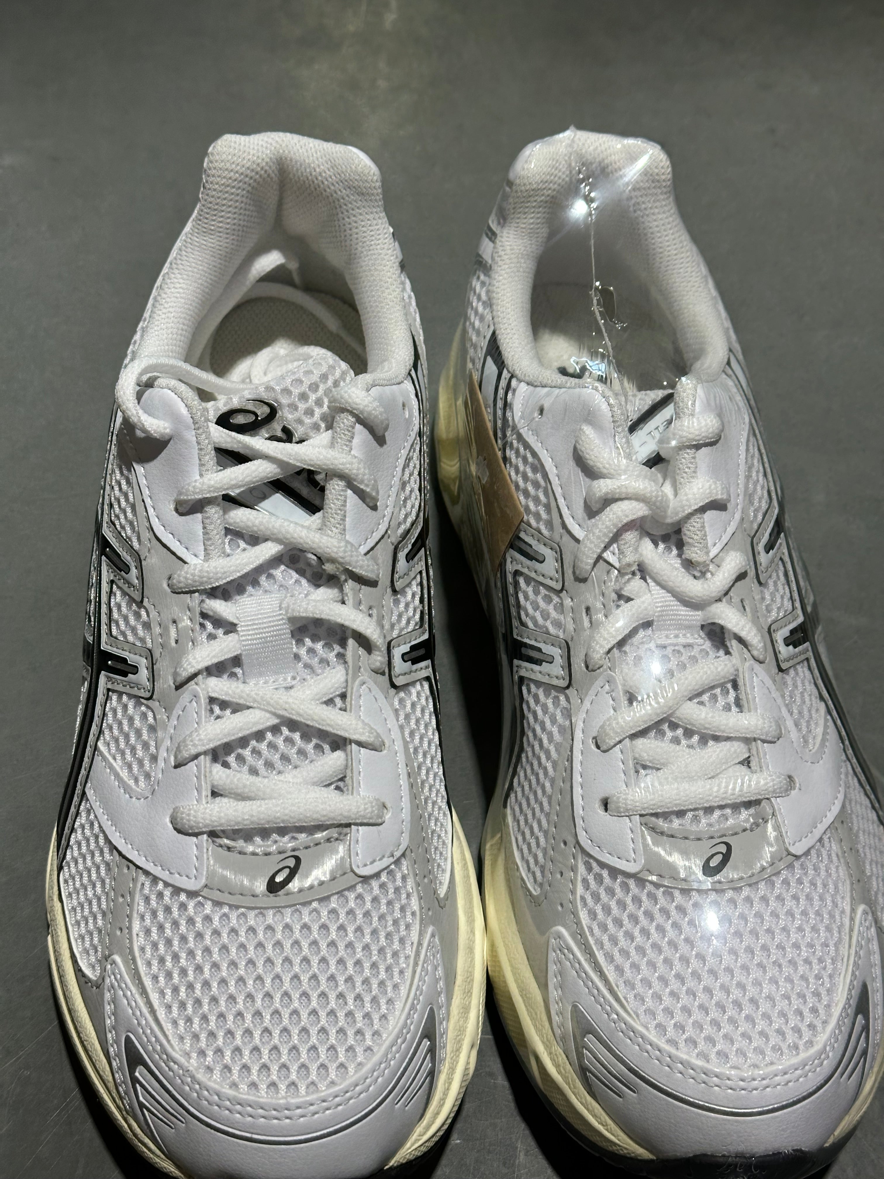 Asics Gel 1130 - White/Cloud Grey Size 8
