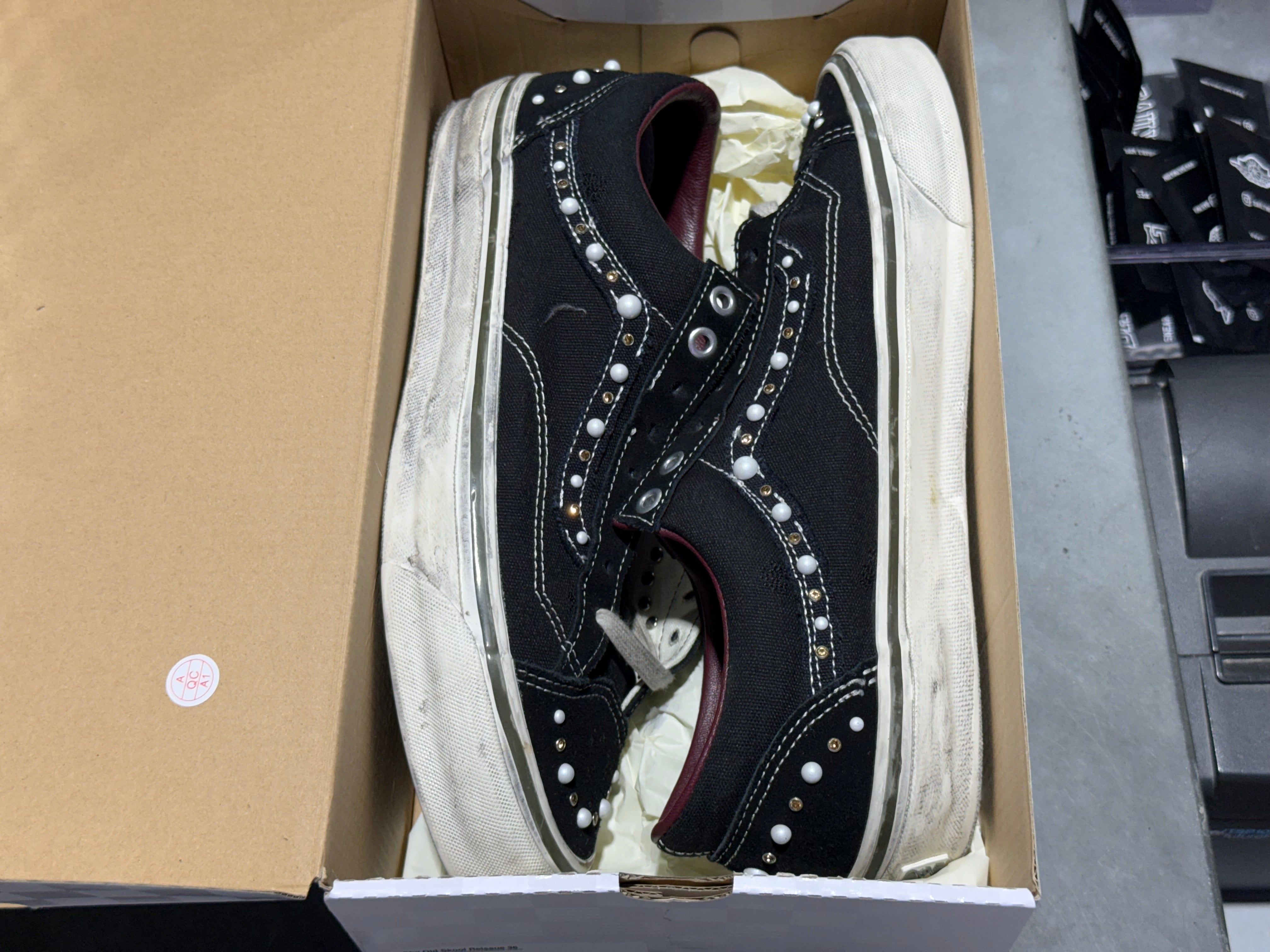 VANS OTW Old Skool Reissue 36 - Pearlized Black Size 10