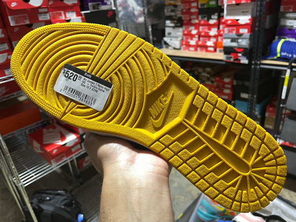 Air Jordan 1 Retro High OG - Yellow Ochre Size 12.5