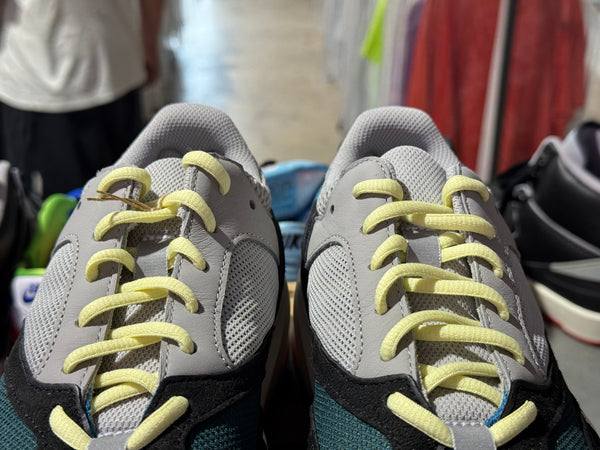 Adidas Yeezy Boost 700 - Wave Runner