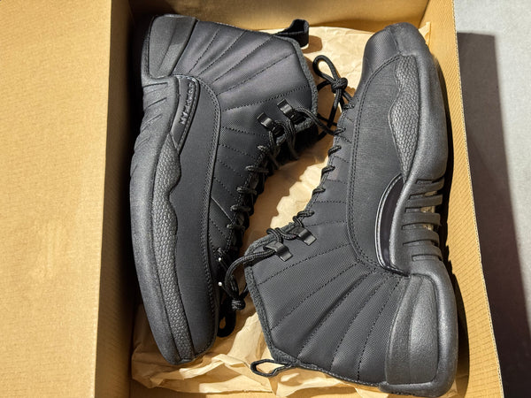 Air Jordan 12 Retro - Winter Black Size 8