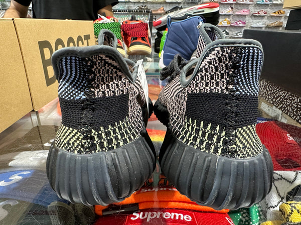 Adidas Yeezy Boost 350 V2 - Yecheil