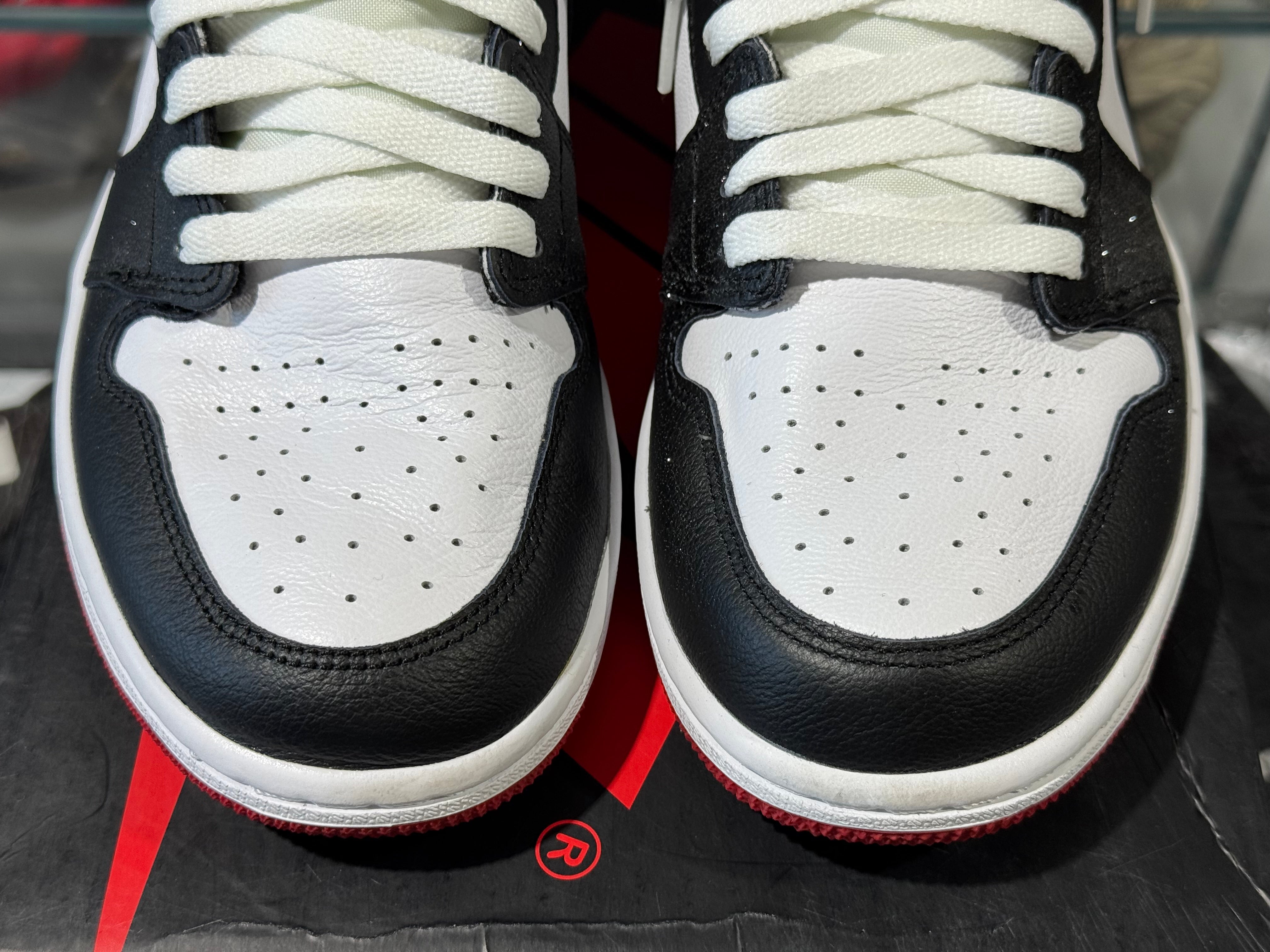 WMNS Air Jordan 1 High OG - Satin Black Toe Size 9.5W/8M