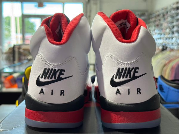 Air Jordan 5 Retro - Fire Red/Black Tongue 2025 Size 11.5