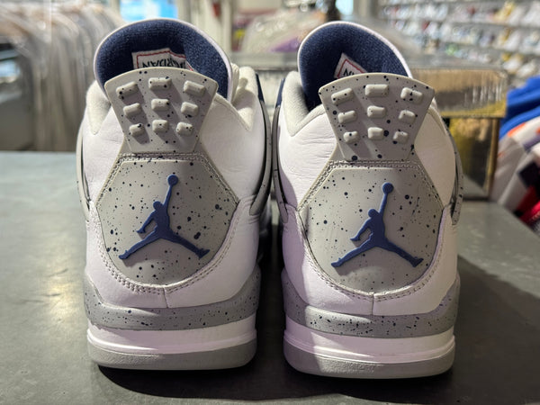 Air Jordan 4 Retro - Midnight Navy Size 9
