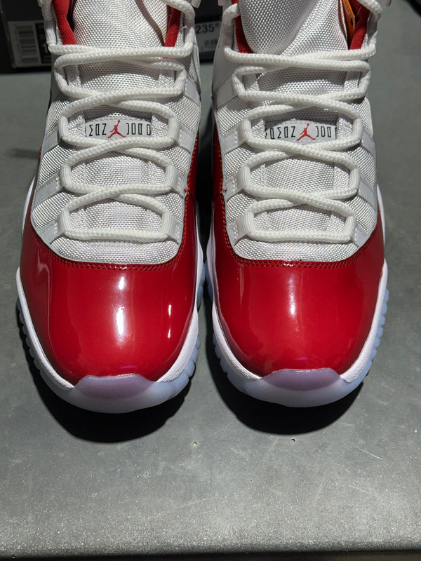 Air Jordan 11 Retro - Cherry