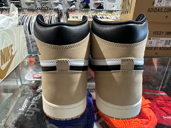Air Jordan 1 Retro High OG - Latto Size 11.5W/10M