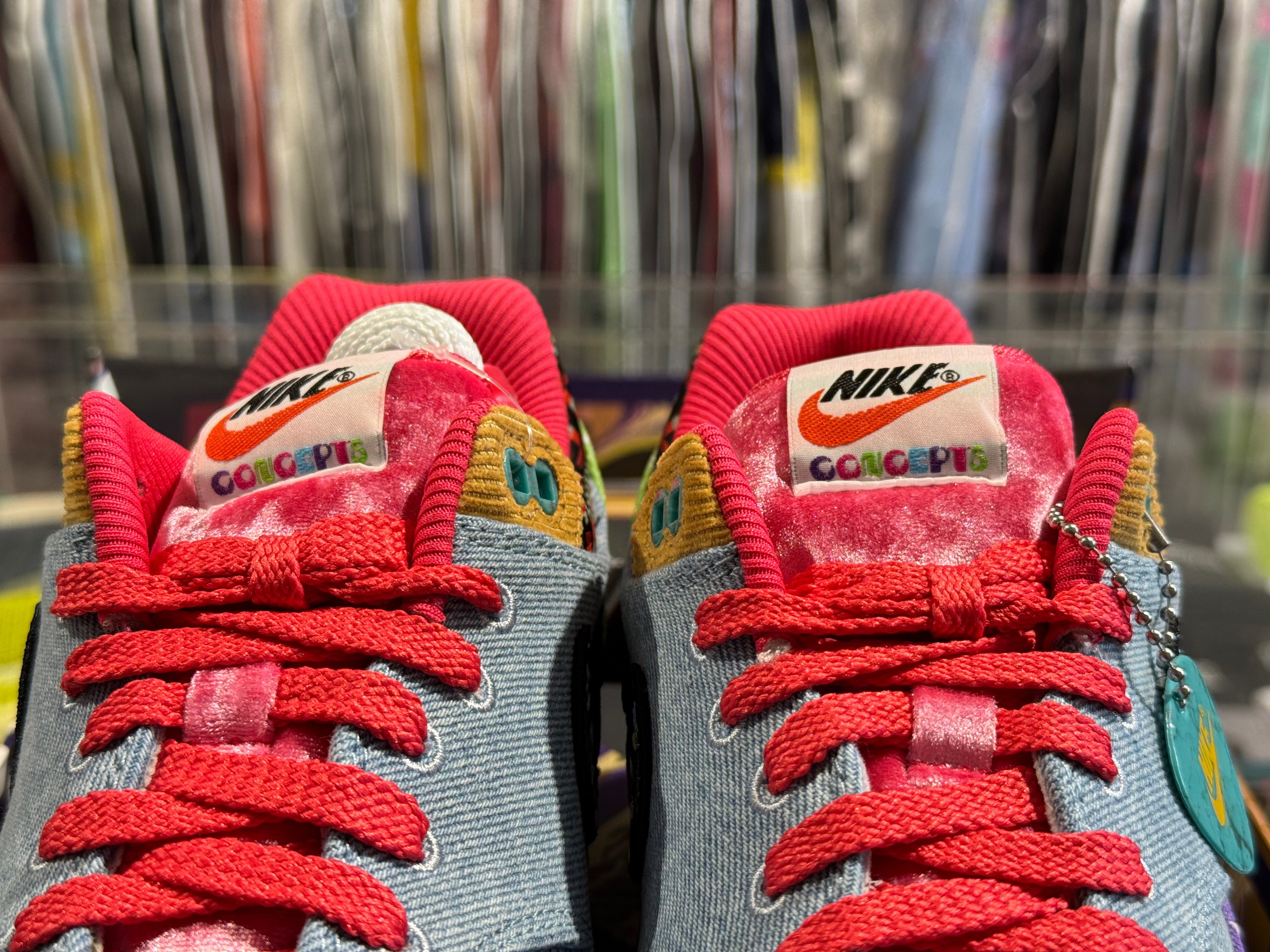 Nike Air Max 1 SP - Concepts Far Out/Special Box Size 10.5