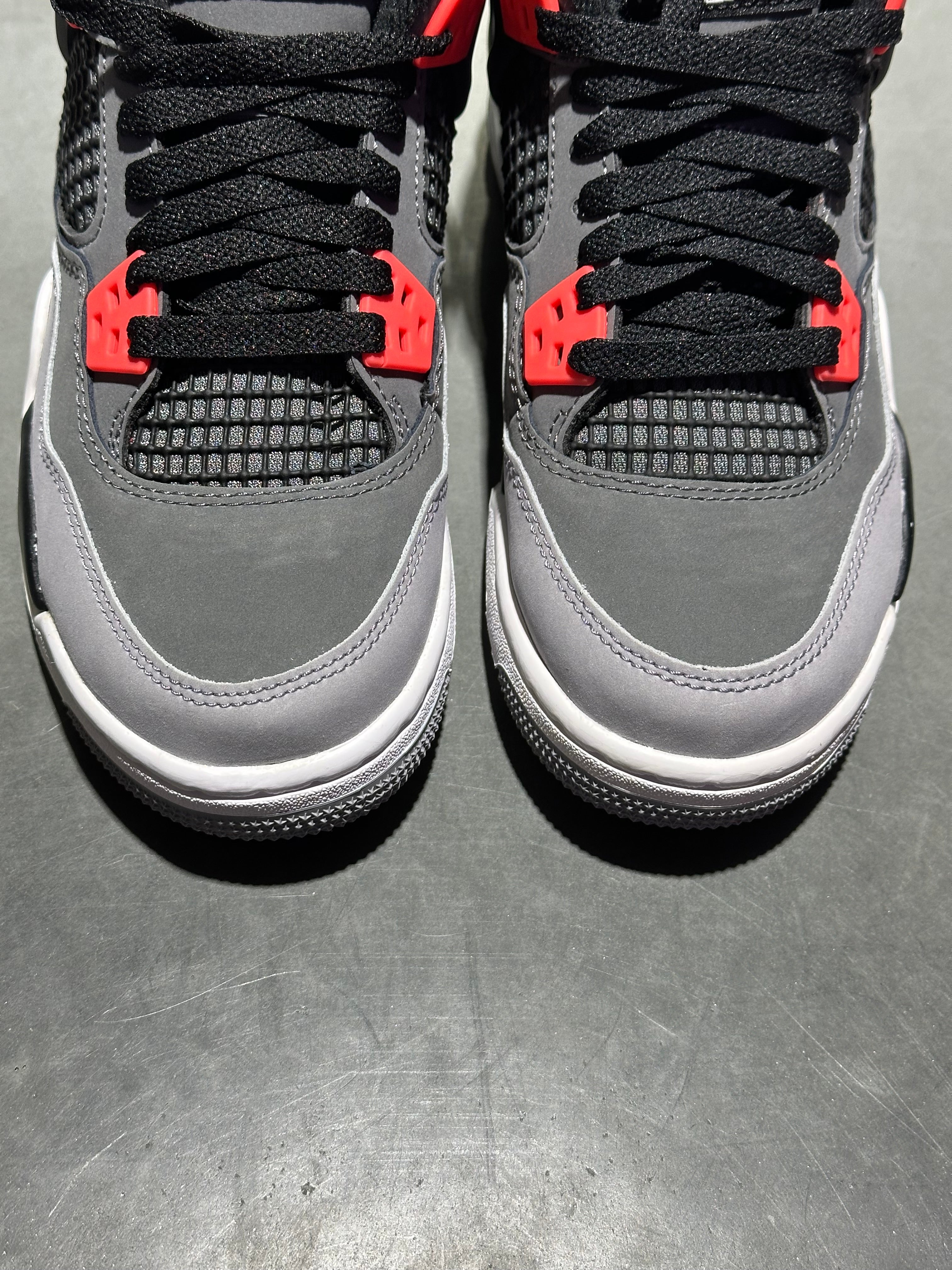 Air Jordan 4 Retro GS - Infrared Size 4Y