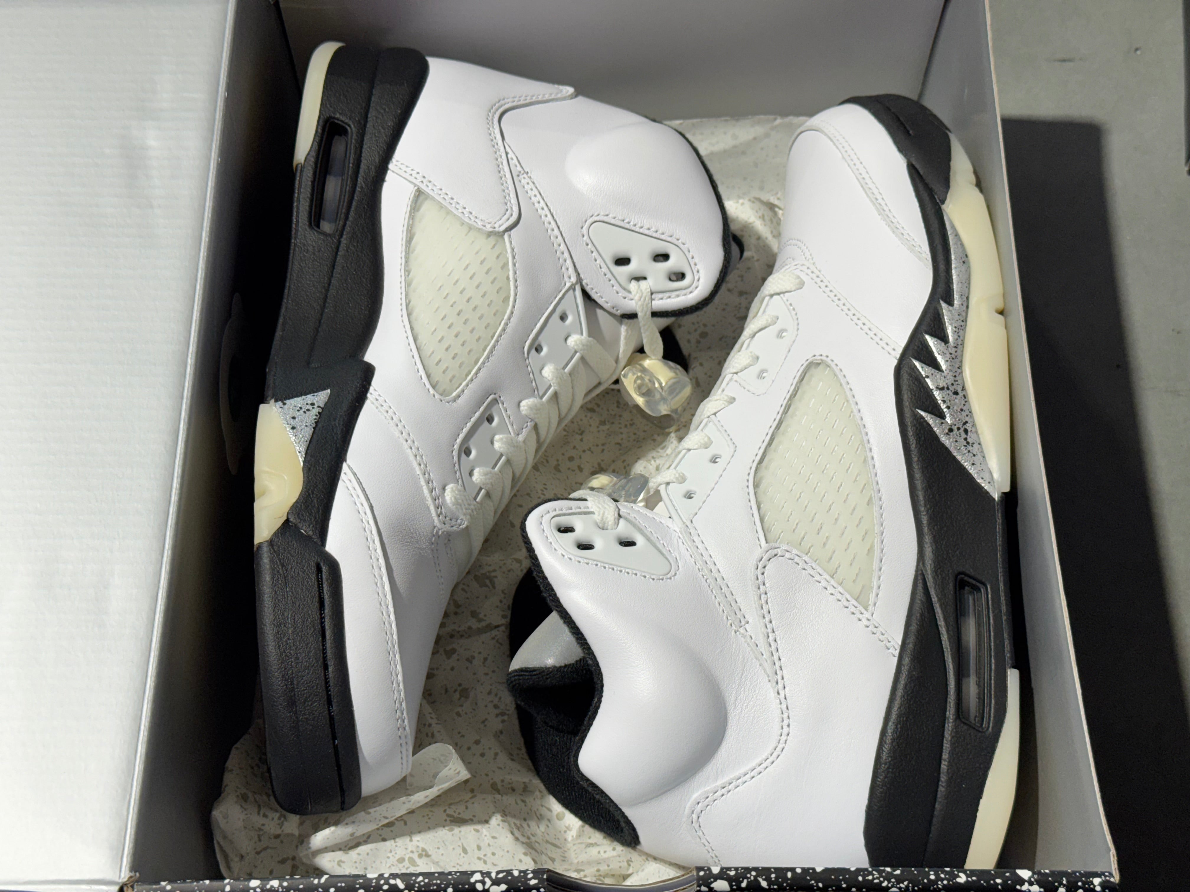 Air Jordan 5 Retro - Reverse Metallic Size 11