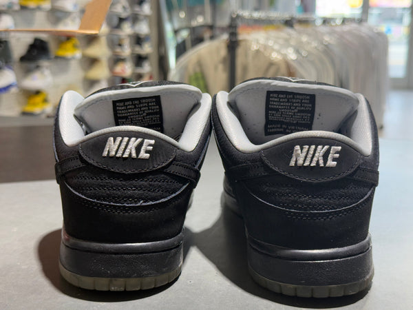 Nike SB x Atlas 35MM Dunk Low Premium QS Size 8