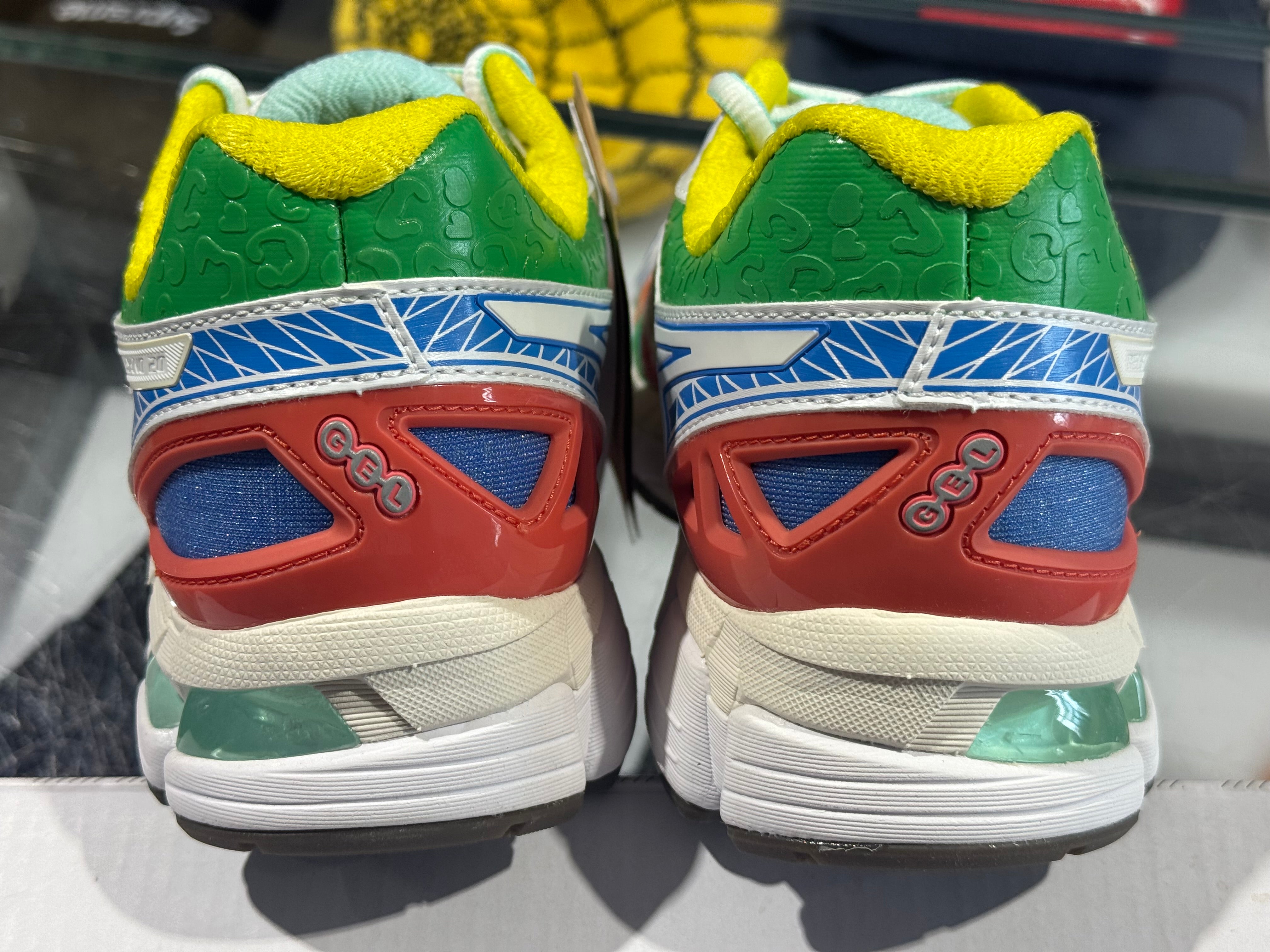 ASICS Gel-Kayano 20 KENZO - Multi-Color Size 8
