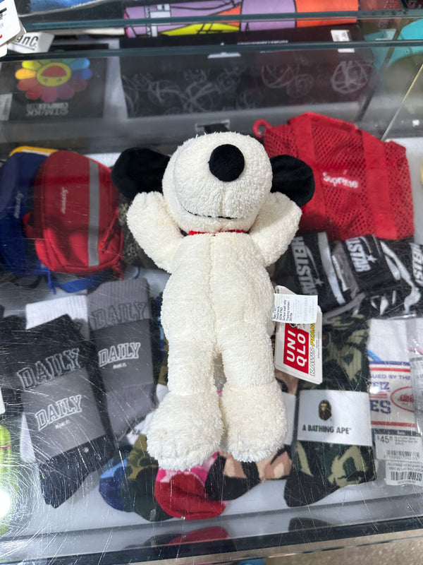 NEW Kaws x Small Peanuts Snoopy Plush - White