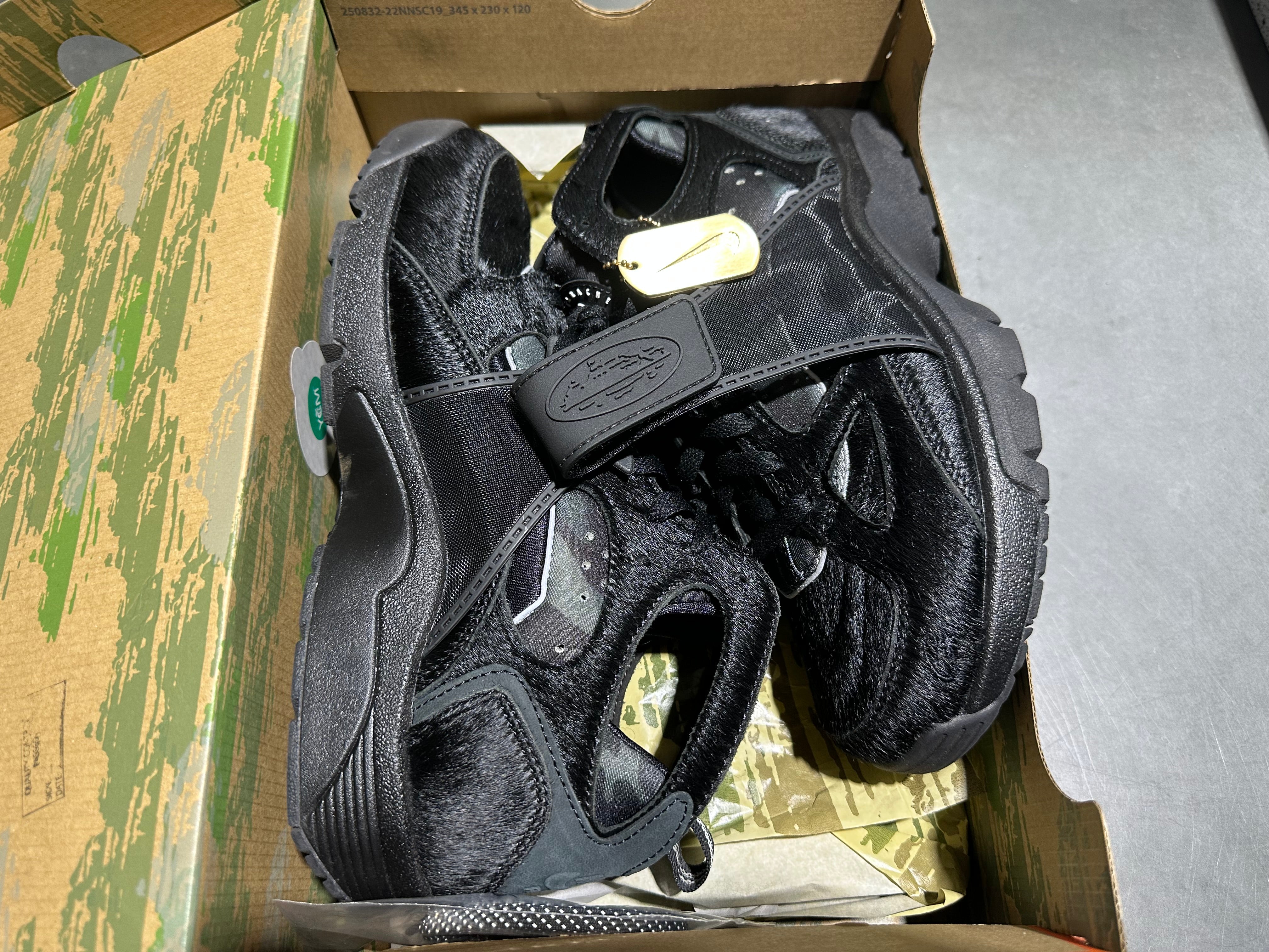 Nike Air Trainer Huarache SP x CRTZ - Black Pony Hair Size 8.5