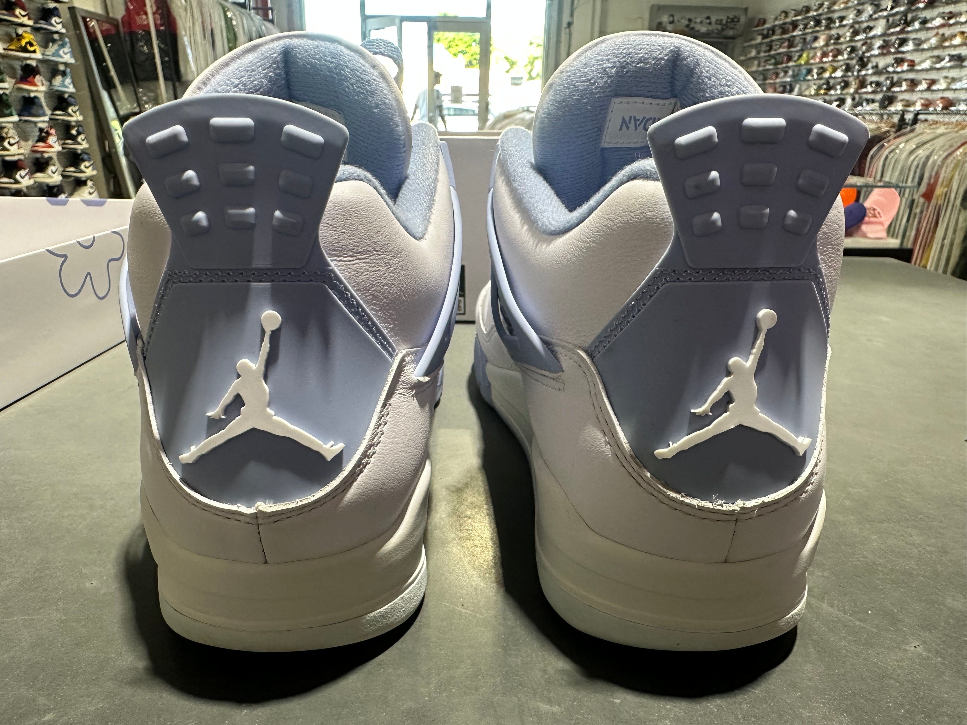 Air Jordan 4 Retro - Forget Me Not Size 11.5W/10M