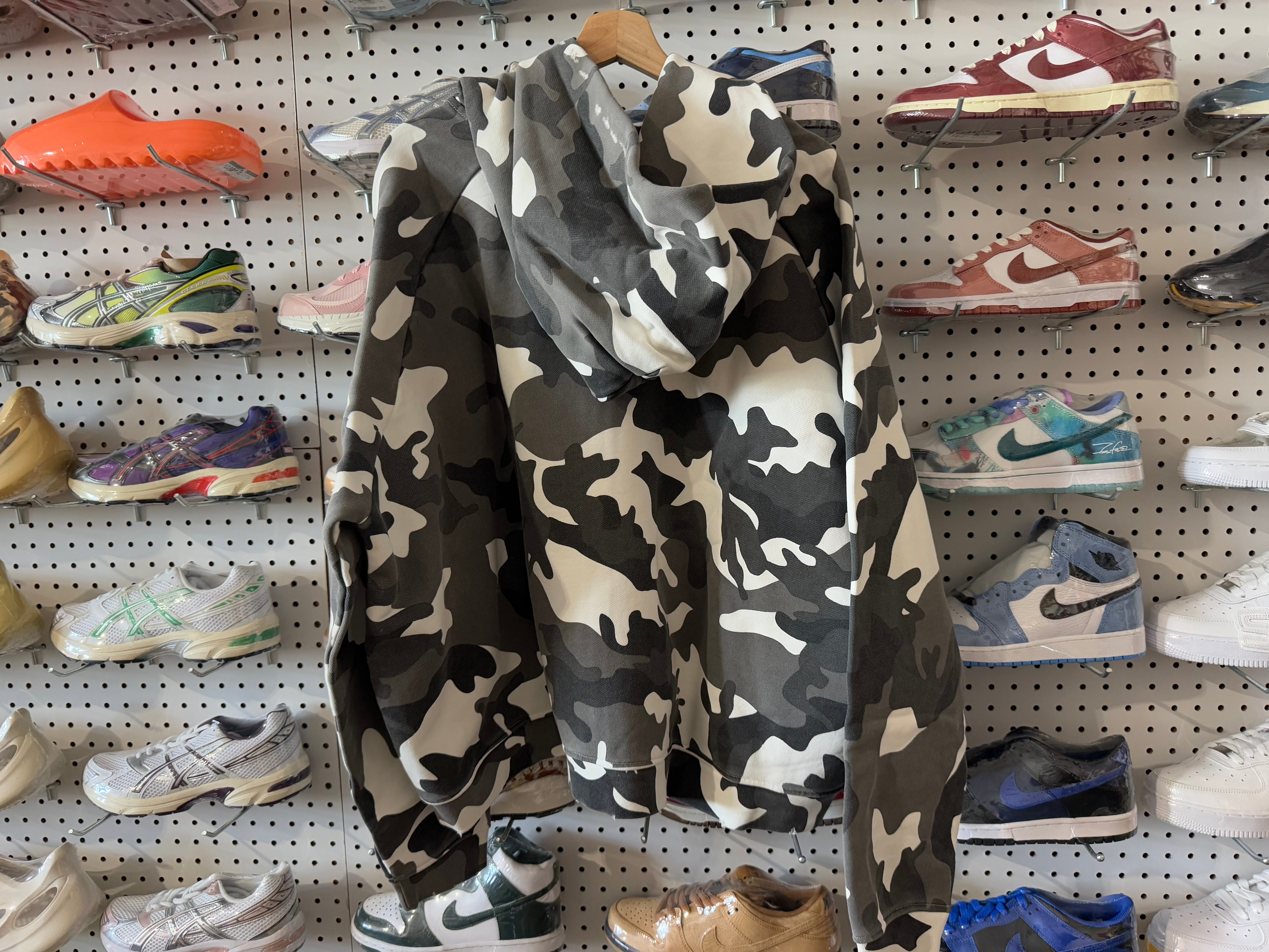 NEW Burning Bush Camo Zip Up Hoodie Size XL