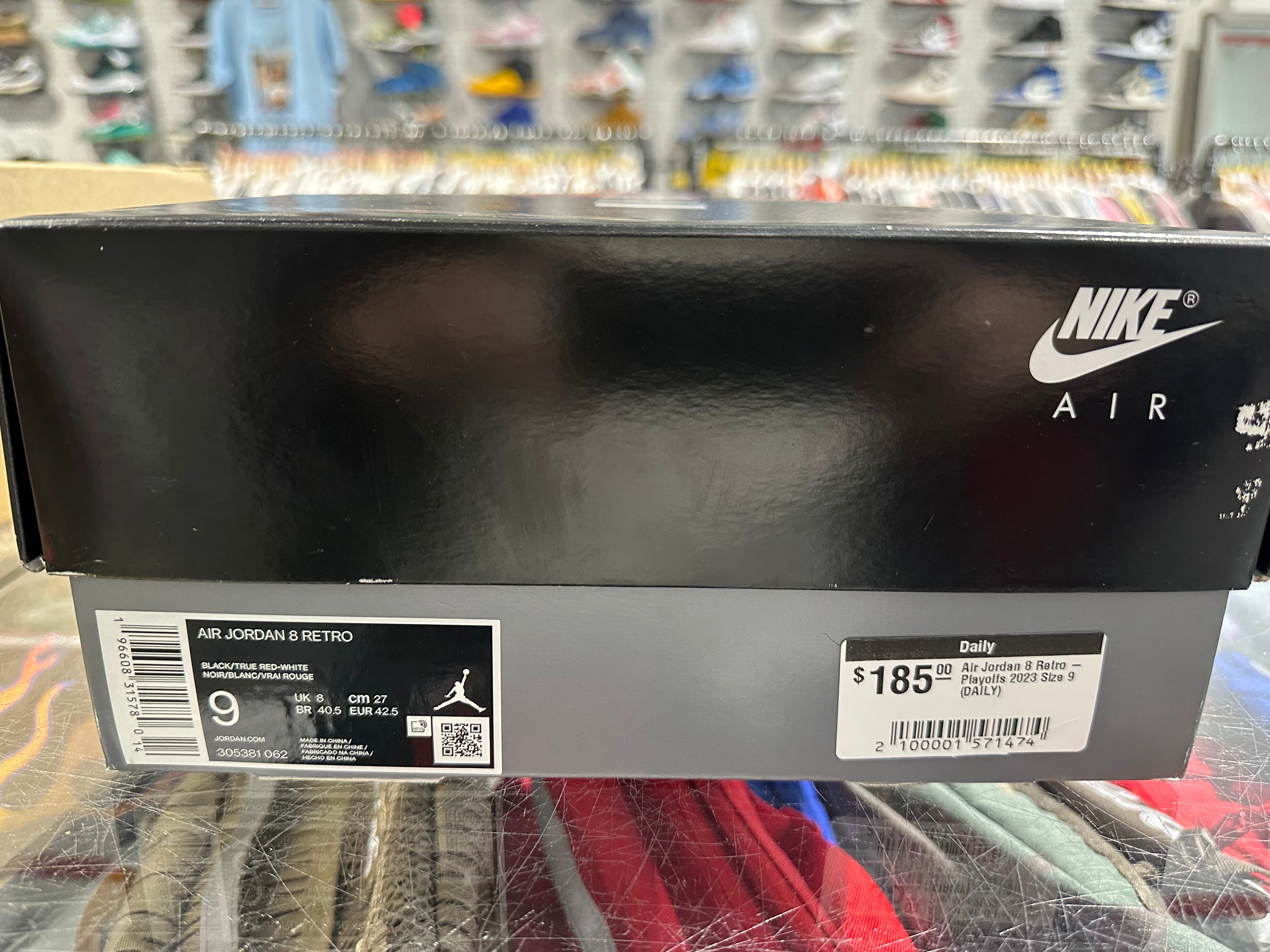 Air Jordan 8 Retro - Playoffs 2023 Size 9