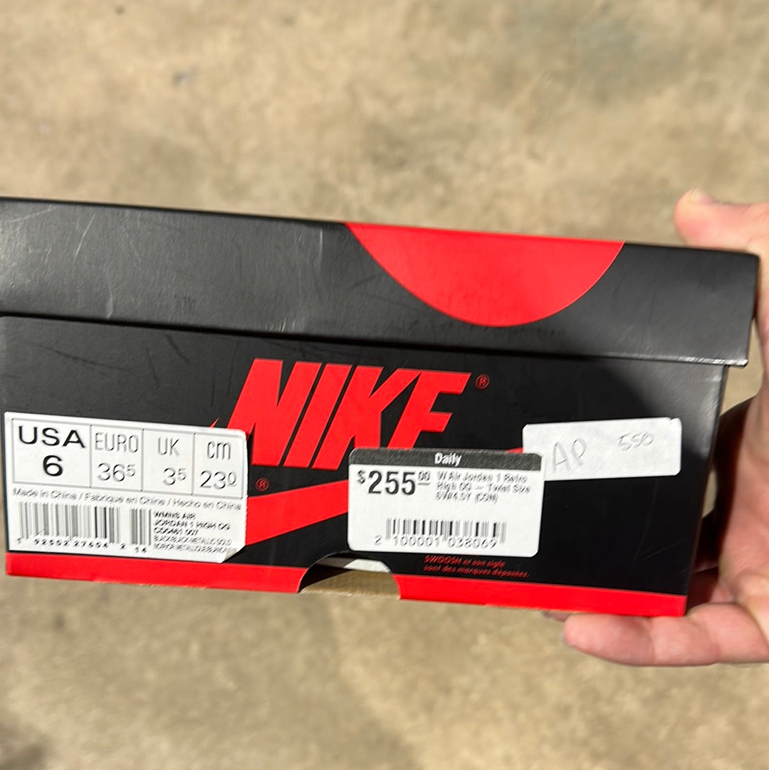 W Air Jordan 1 Retro High OG - Twist Size 6W/4.5Y