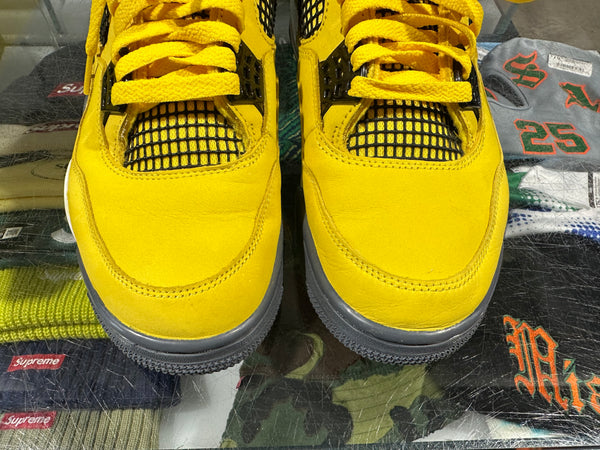 Air Jordan 4 Retro - Lightning Size 9.5