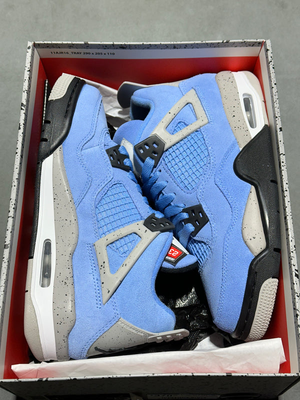 Air Jordan 4 Retro GS - UNC Size 4.5Y
