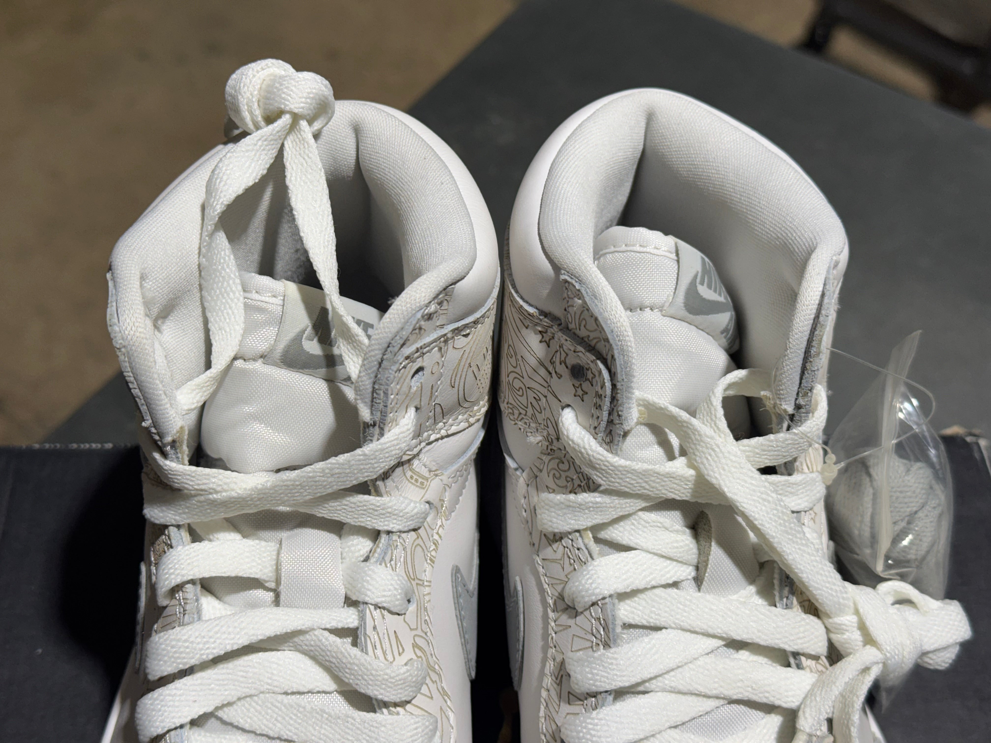 Air Jordan 1 Retro Hi OG Laser 2015 Size 8