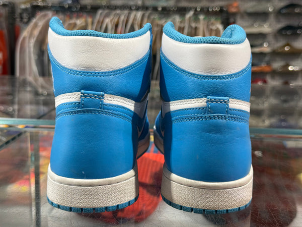 Air Jordan 1 Retro High OG - 2015 UNC Size 8
