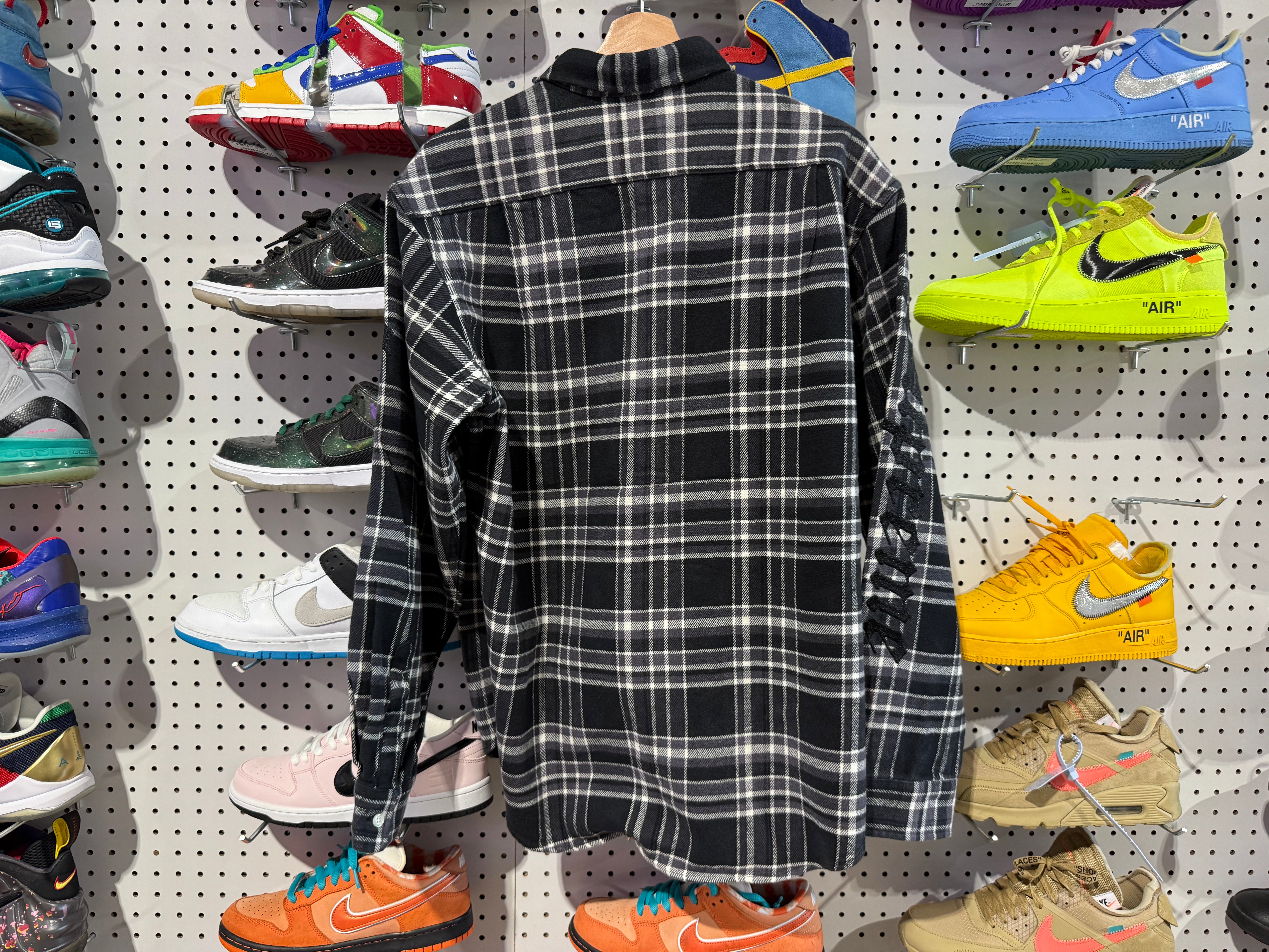 NEW Supreme SS25 Old English Flannel Shirt - Black