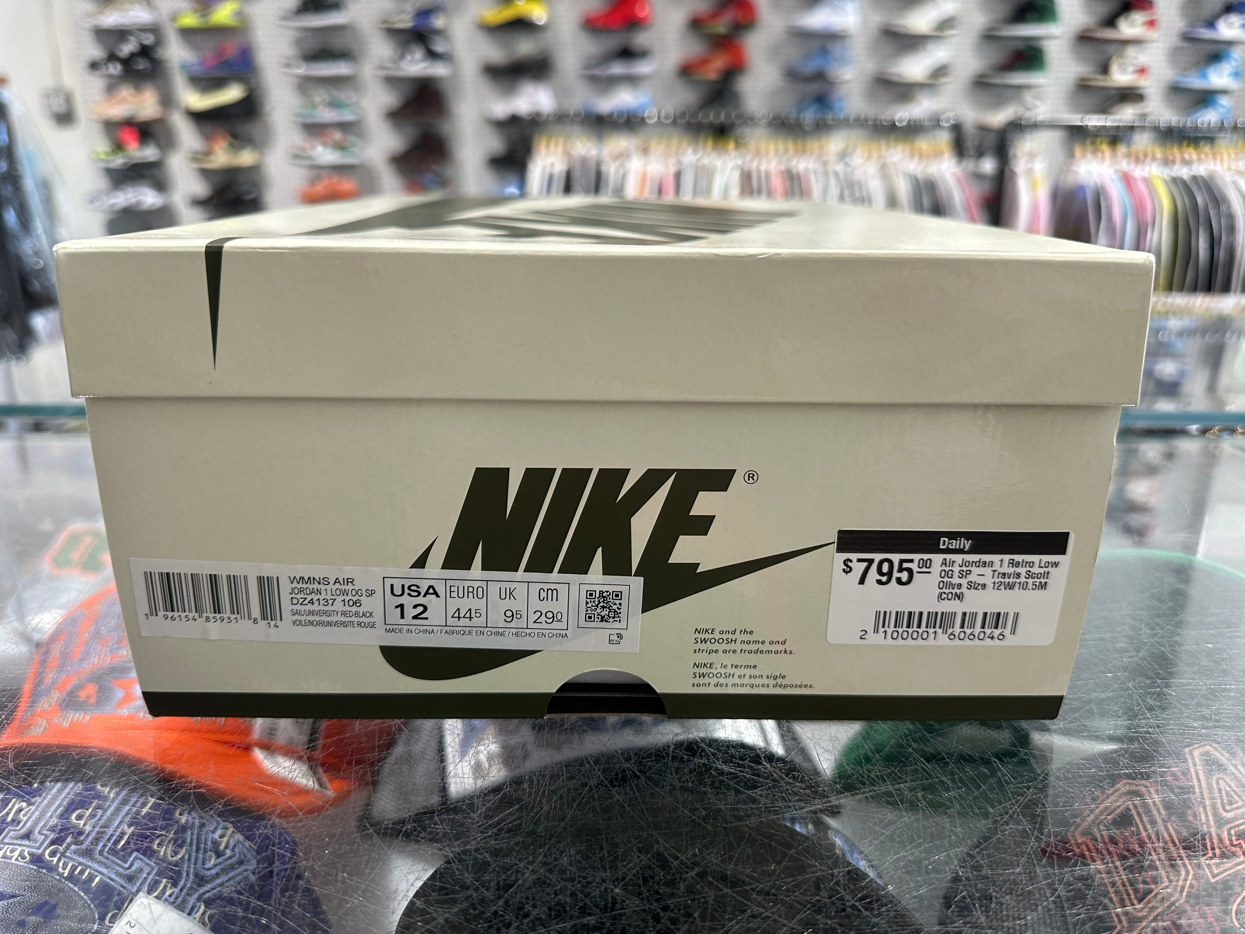 Air Jordan 1 Retro Low OG SP - Travis Scott Olive Size 12W/10.5M