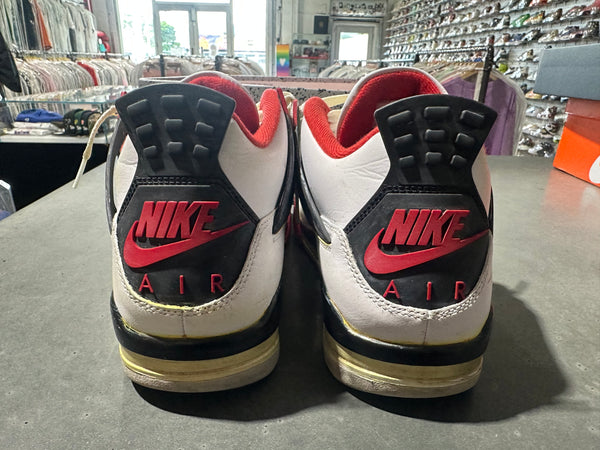 Air Jordan 4 Retro - Fire Red Size 10.5