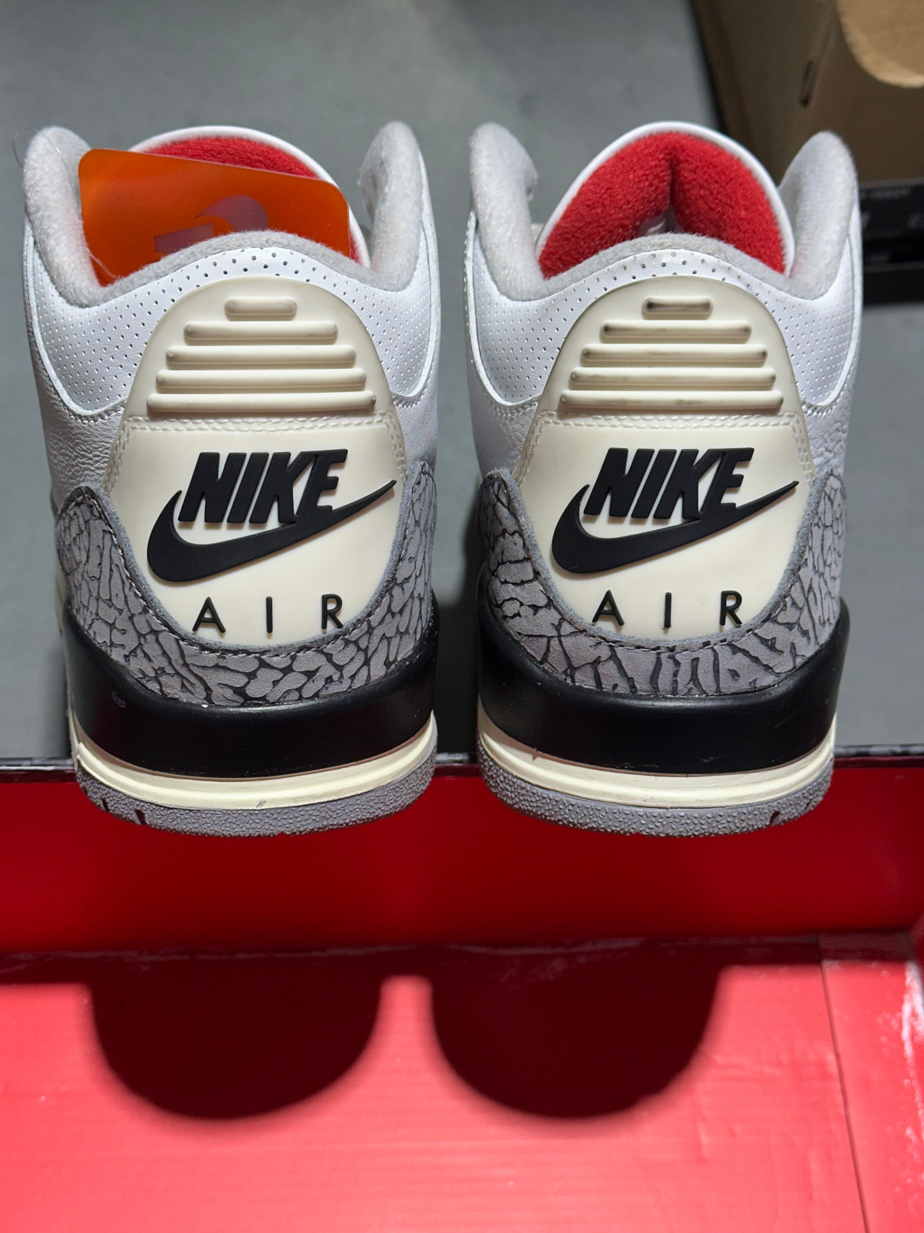 Air Jordan 3 Retro - White Cement Reimagined Size 11