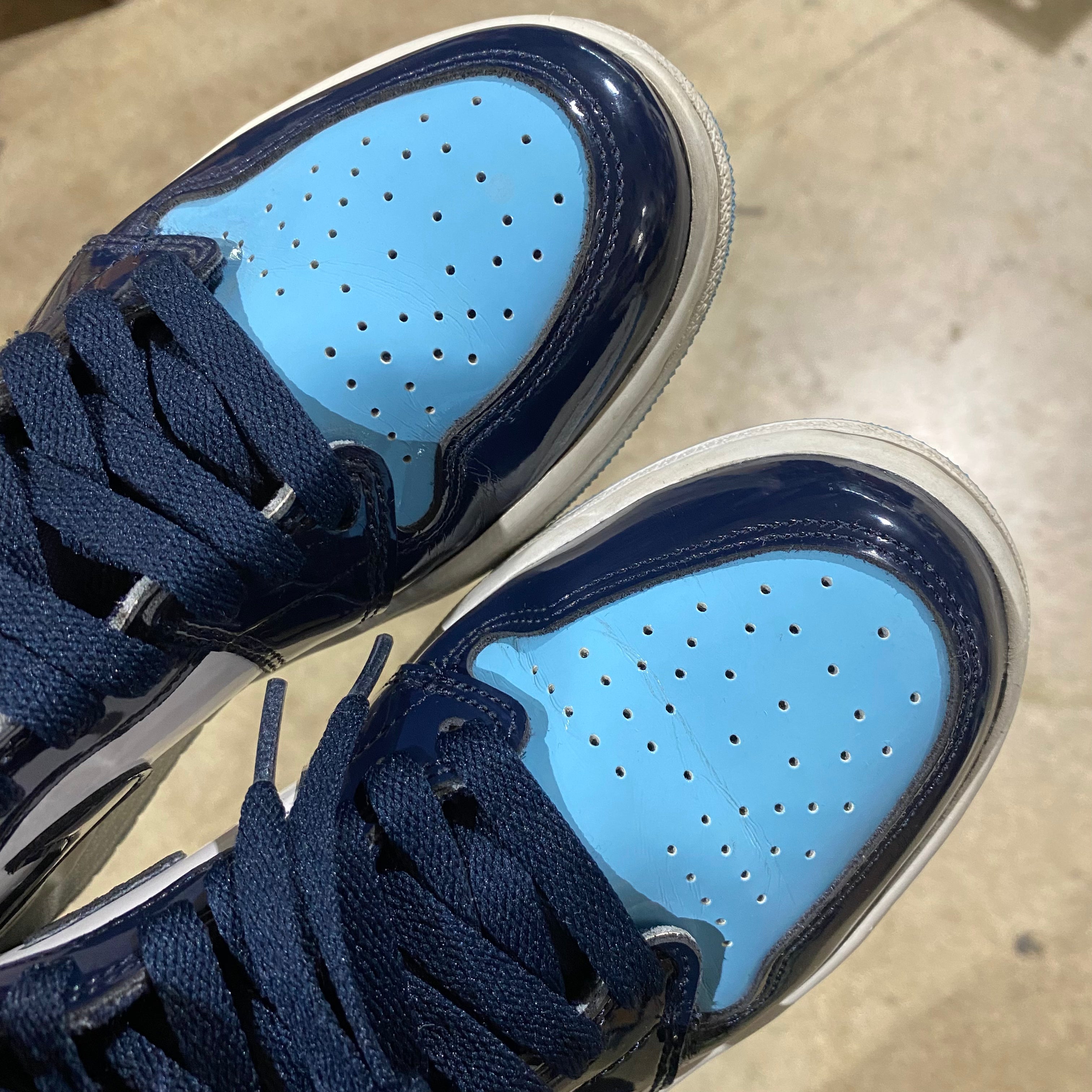 W Air Jordan 1 Retro High OG - Blue Chill Size 6W/4.5Y