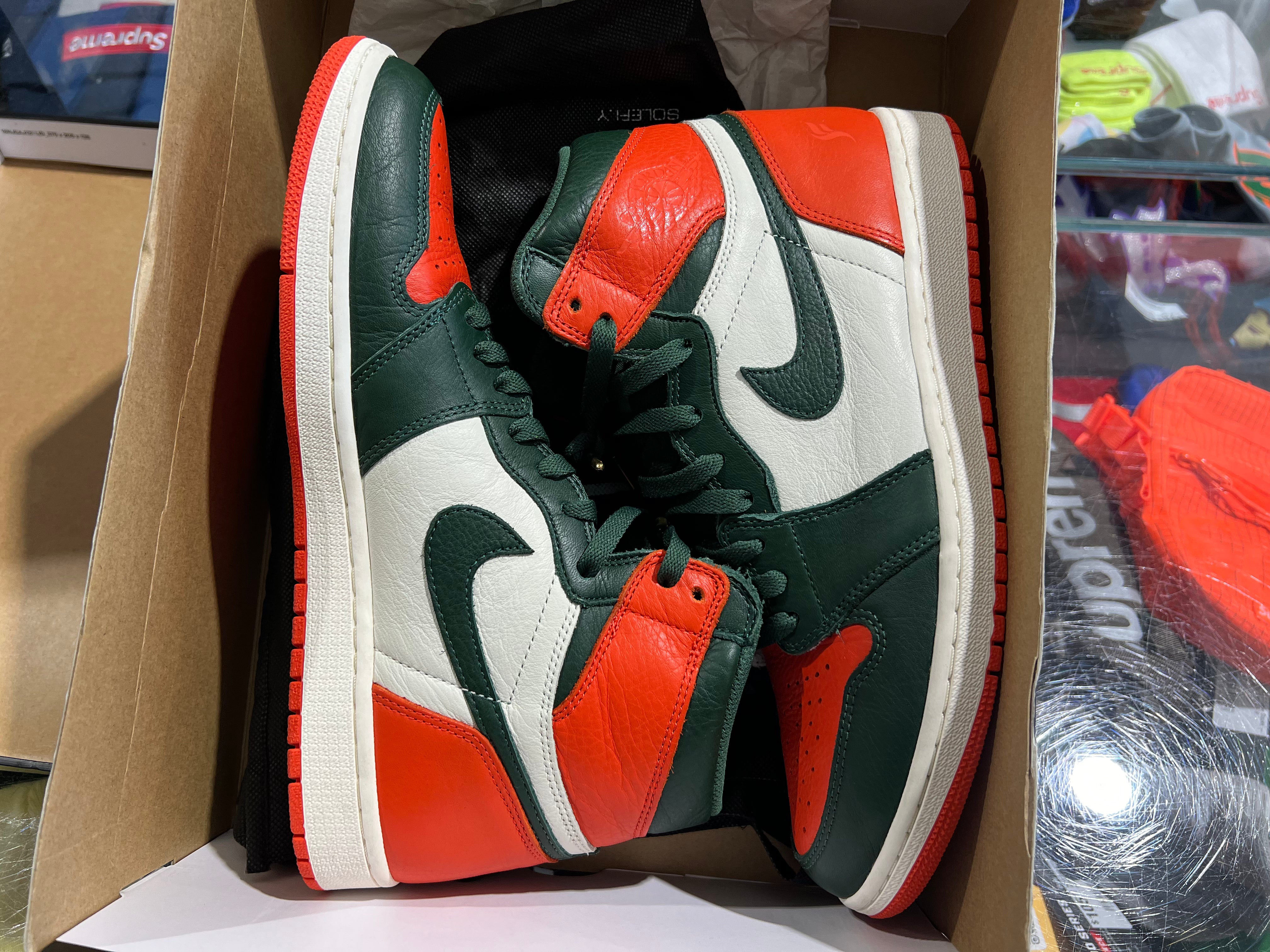 Air Jordan 1 Retro High OG - Sole Fly Size 11 (DAILY)